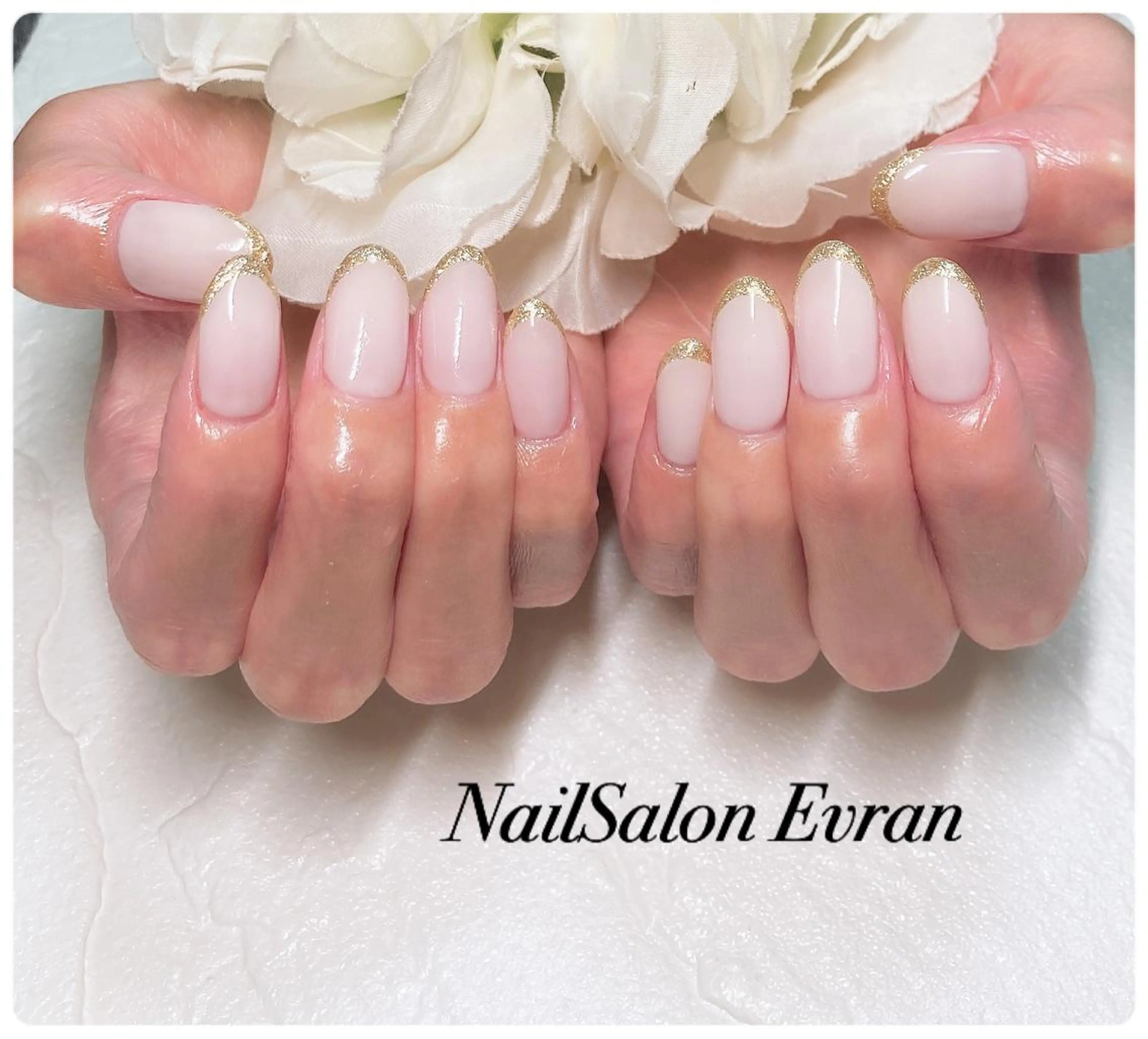 ネイル アートネイル フレンチネイル マグネットネイル 持ち込み ニュアンスネイル ハンドネイル Nail salon Evranのネイルデザイン