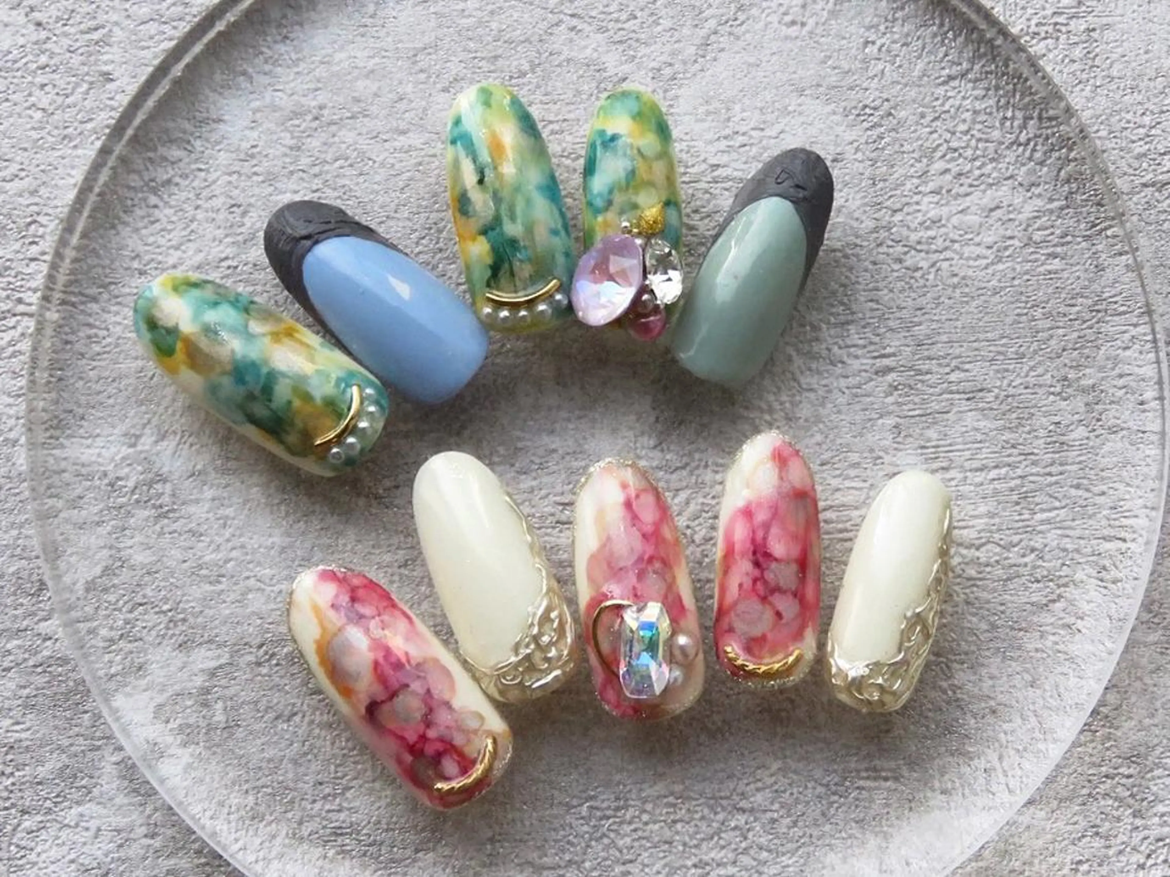 ネイル ONIKA Nail 青山通り店所属・ONIKA Nail 表参道A4🦋2分のネイルデザイン
