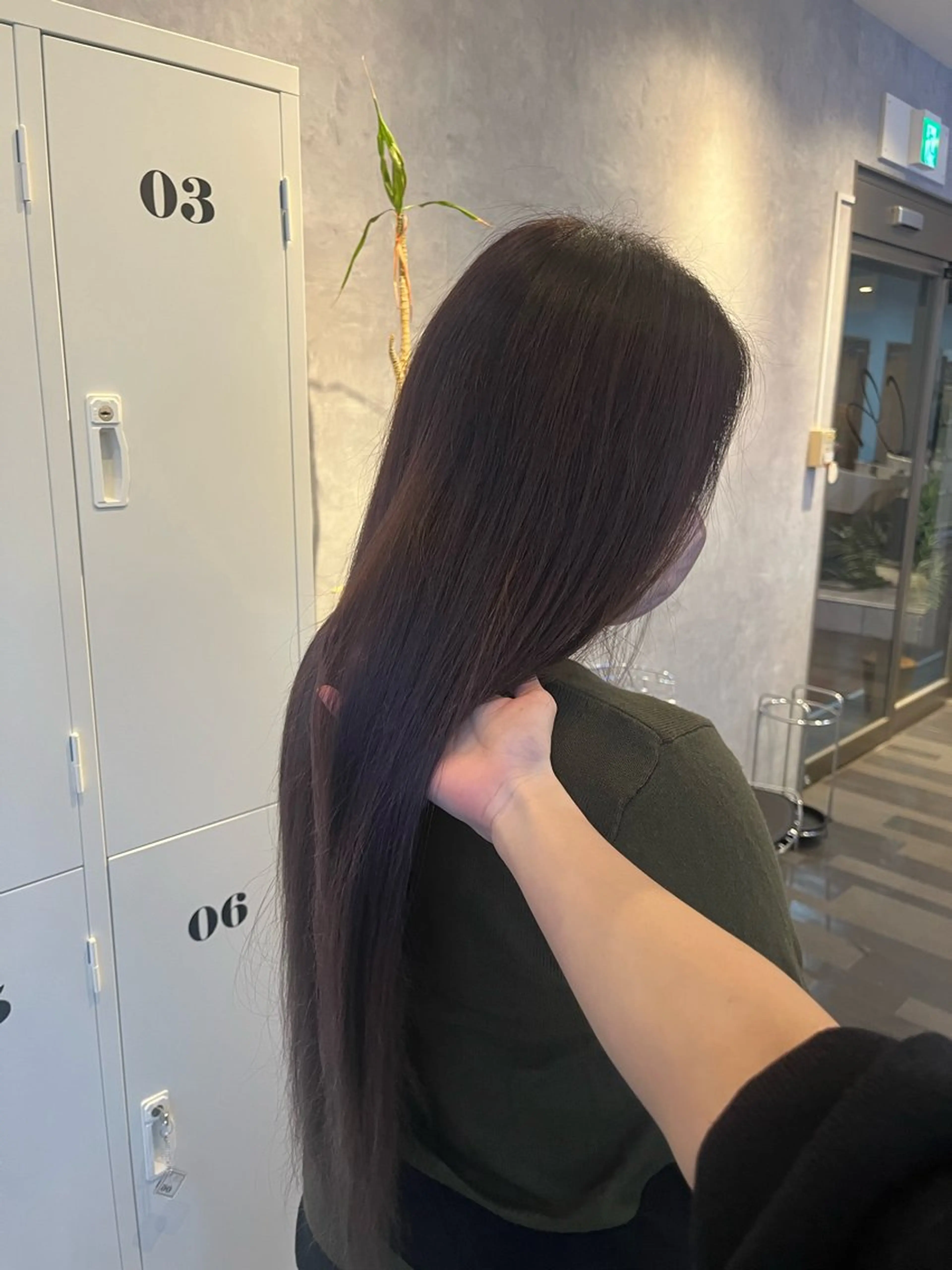 カラー ブリーチ ラベンダーカラー ブリーチなしカラー トメちゃん 💜🇭🇰のヘアスタイル