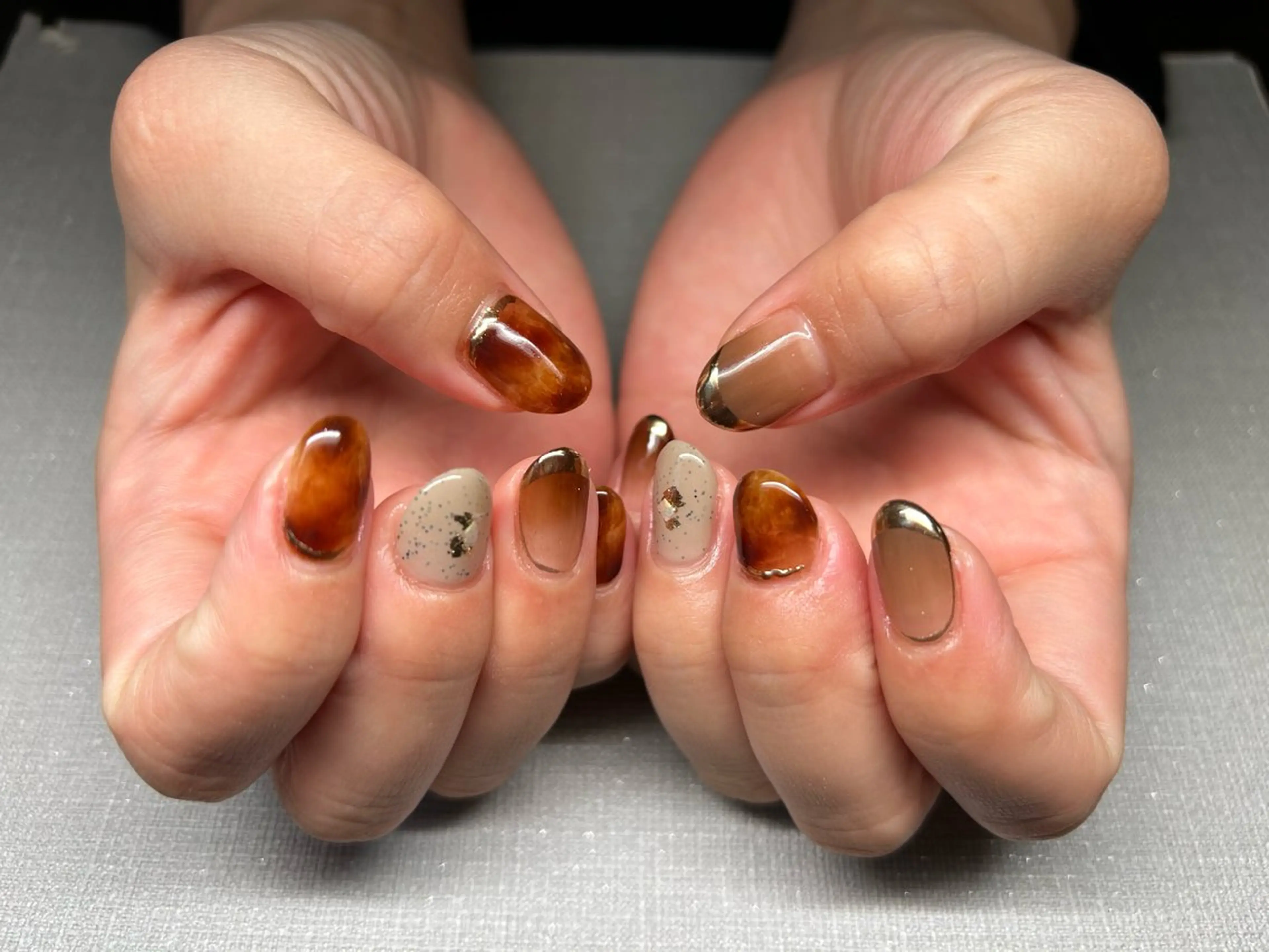 ネイル べっ甲ネイル ハンドネイル Lisa’s Salonのネイルデザイン