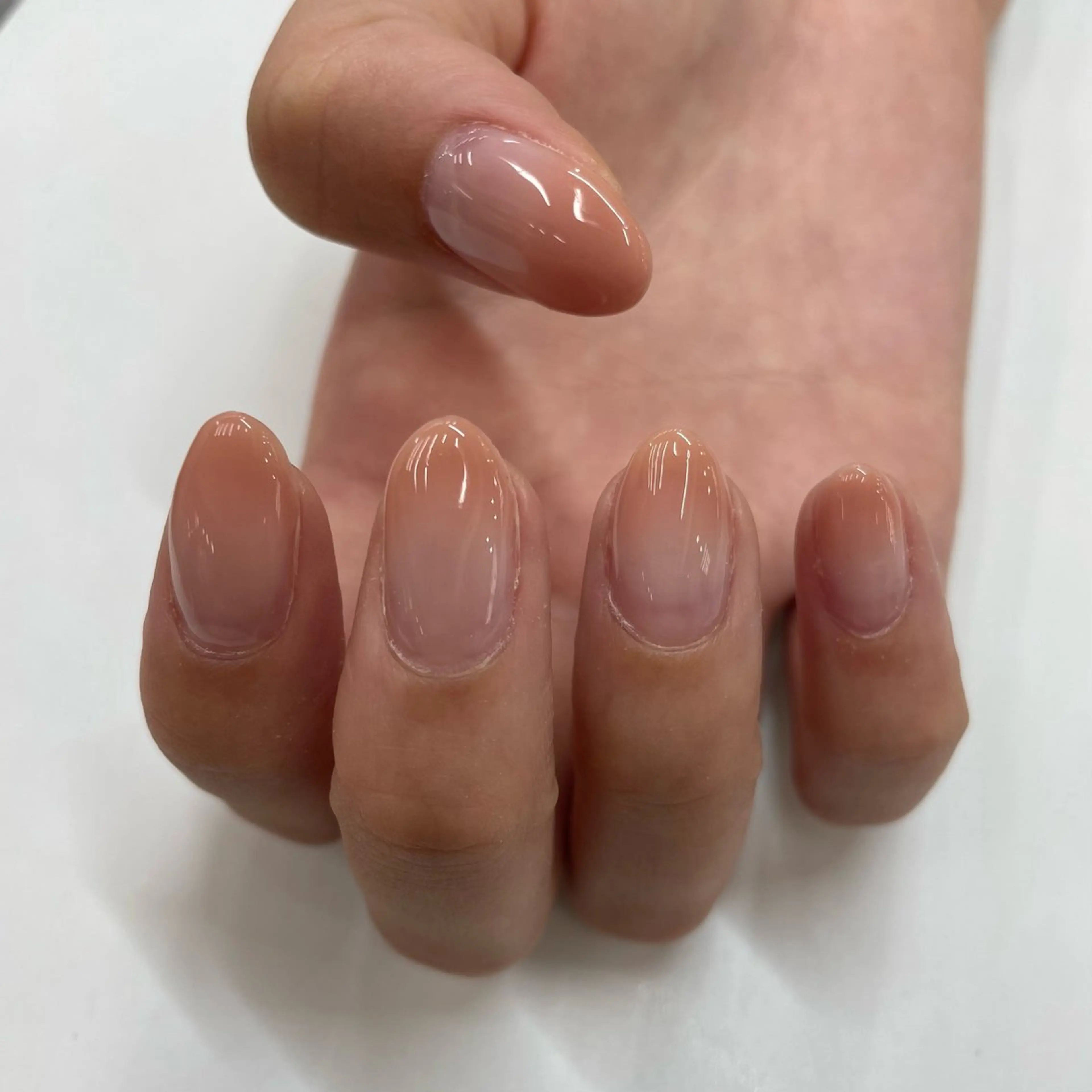 ネイル グラデーション MAXKELLY EMIのネイルデザイン