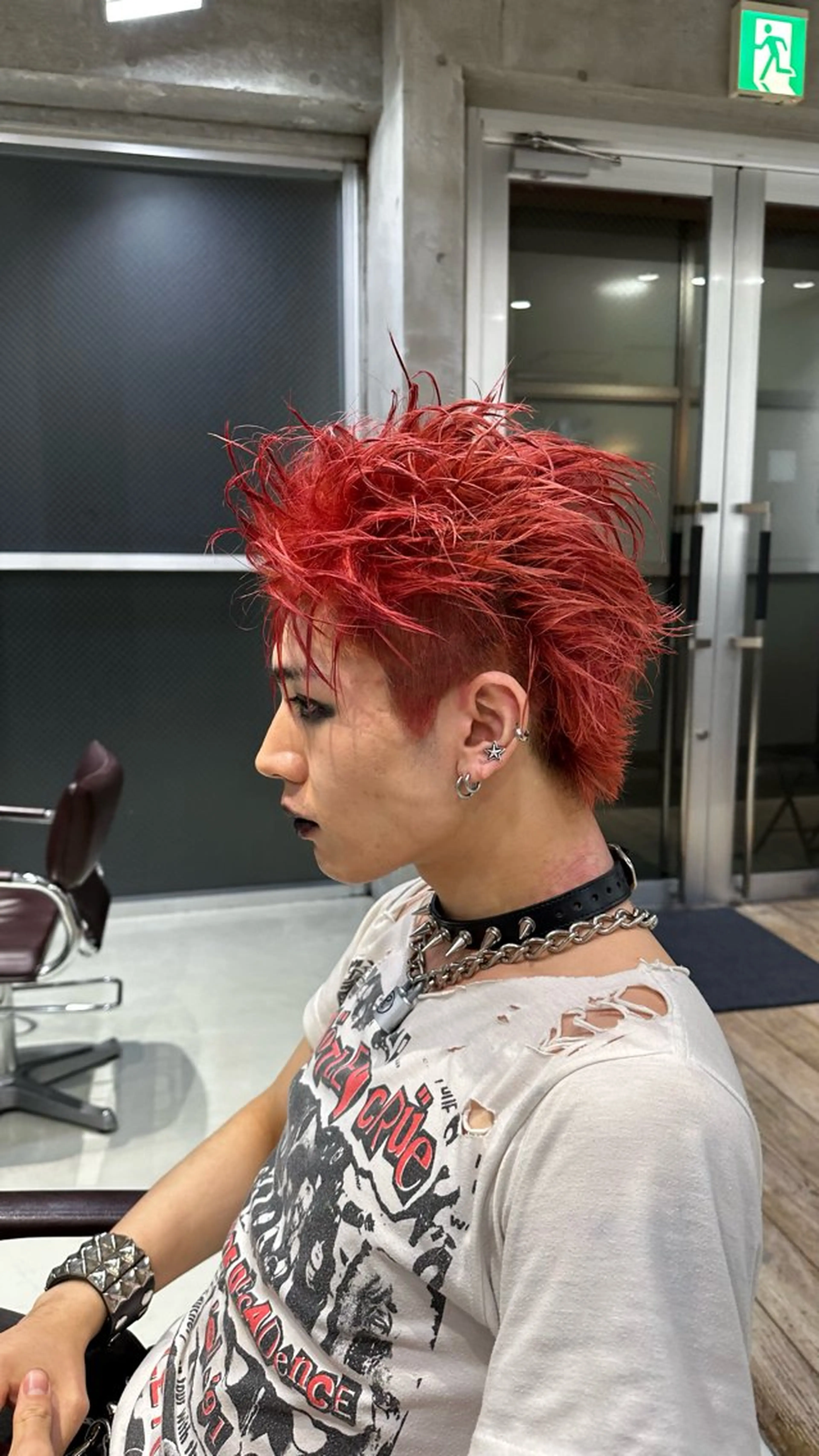 カラー メンズ メンズブリーチ ブリーチ ヘアカラー fifth原宿 宮部蓮のヘアスタイル