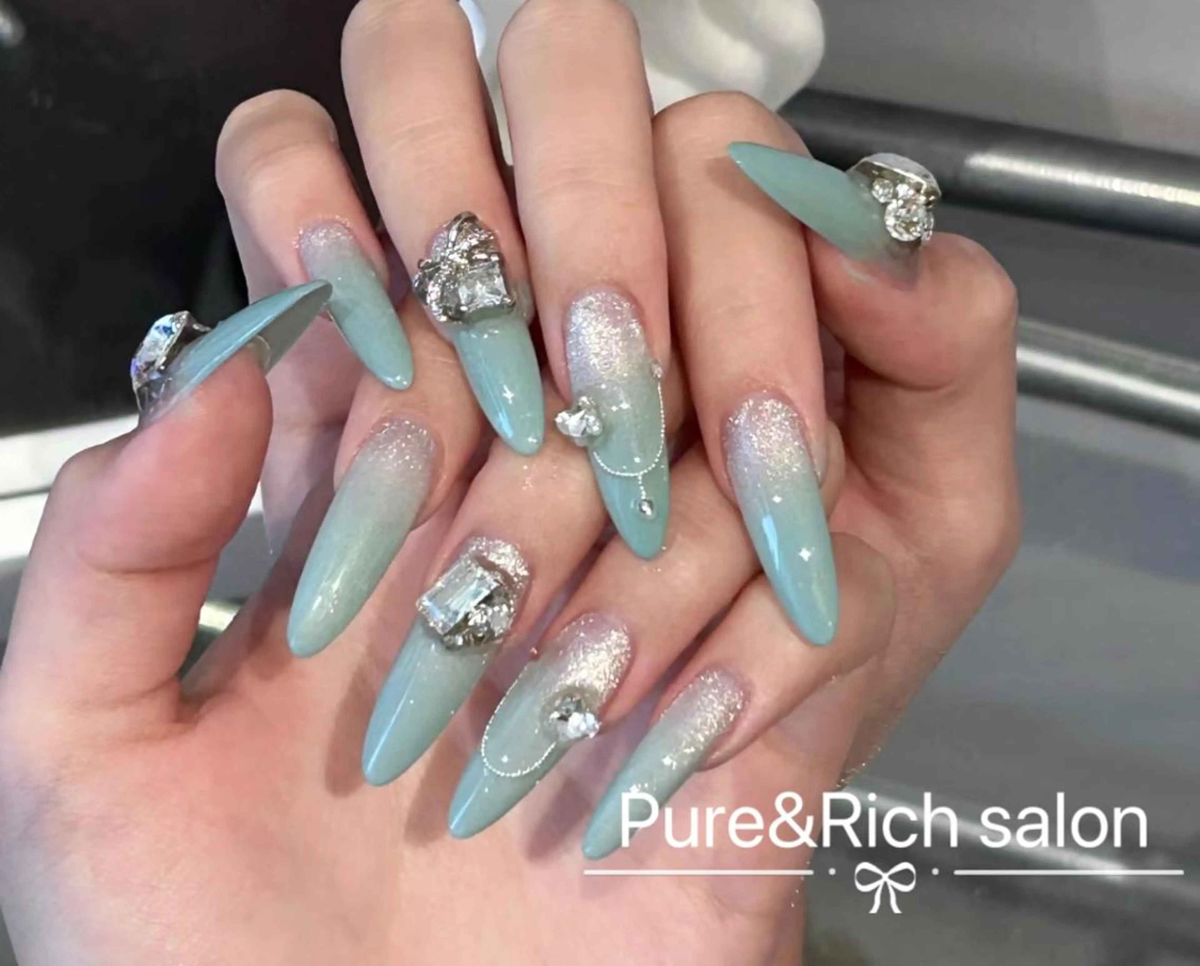 ネイル ハンドネイル Pure&Rich Nailのネイルデザイン