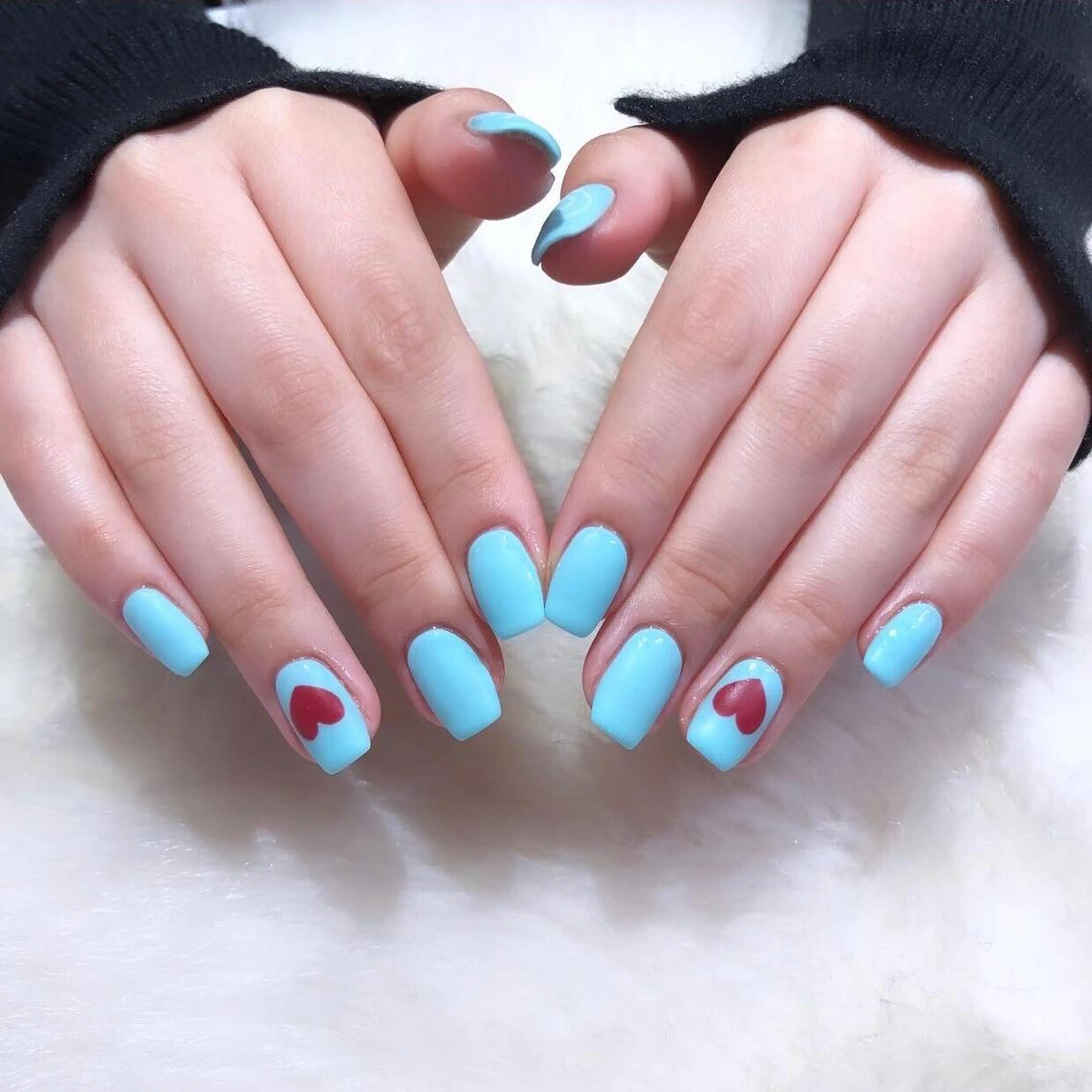 ネイル ハンドネイル フットネイル ハンドケア Nes.Nail所属・Miyagi Asamiのネイルデザイン