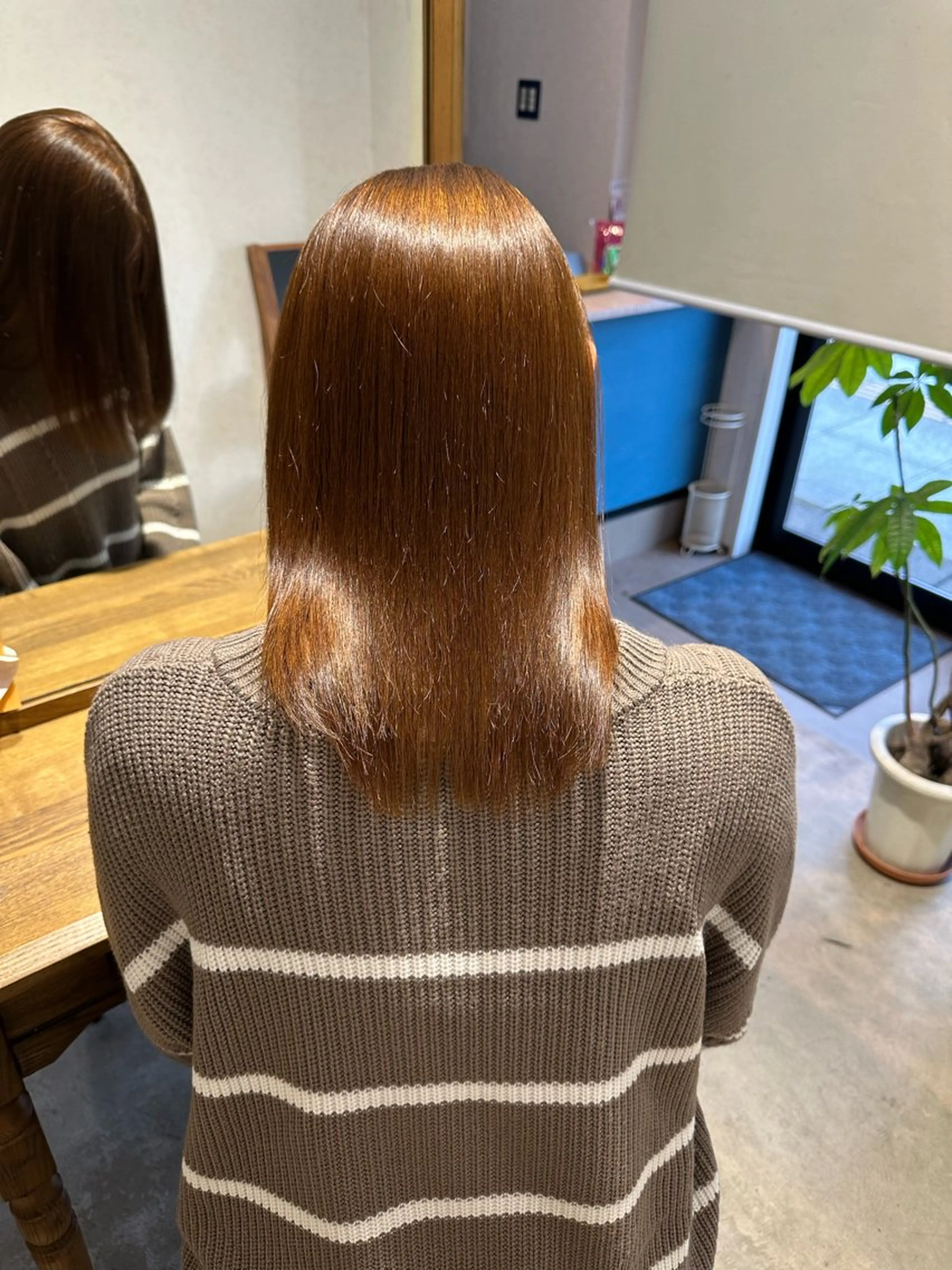 髪質改善ストレート＋カットの写真
