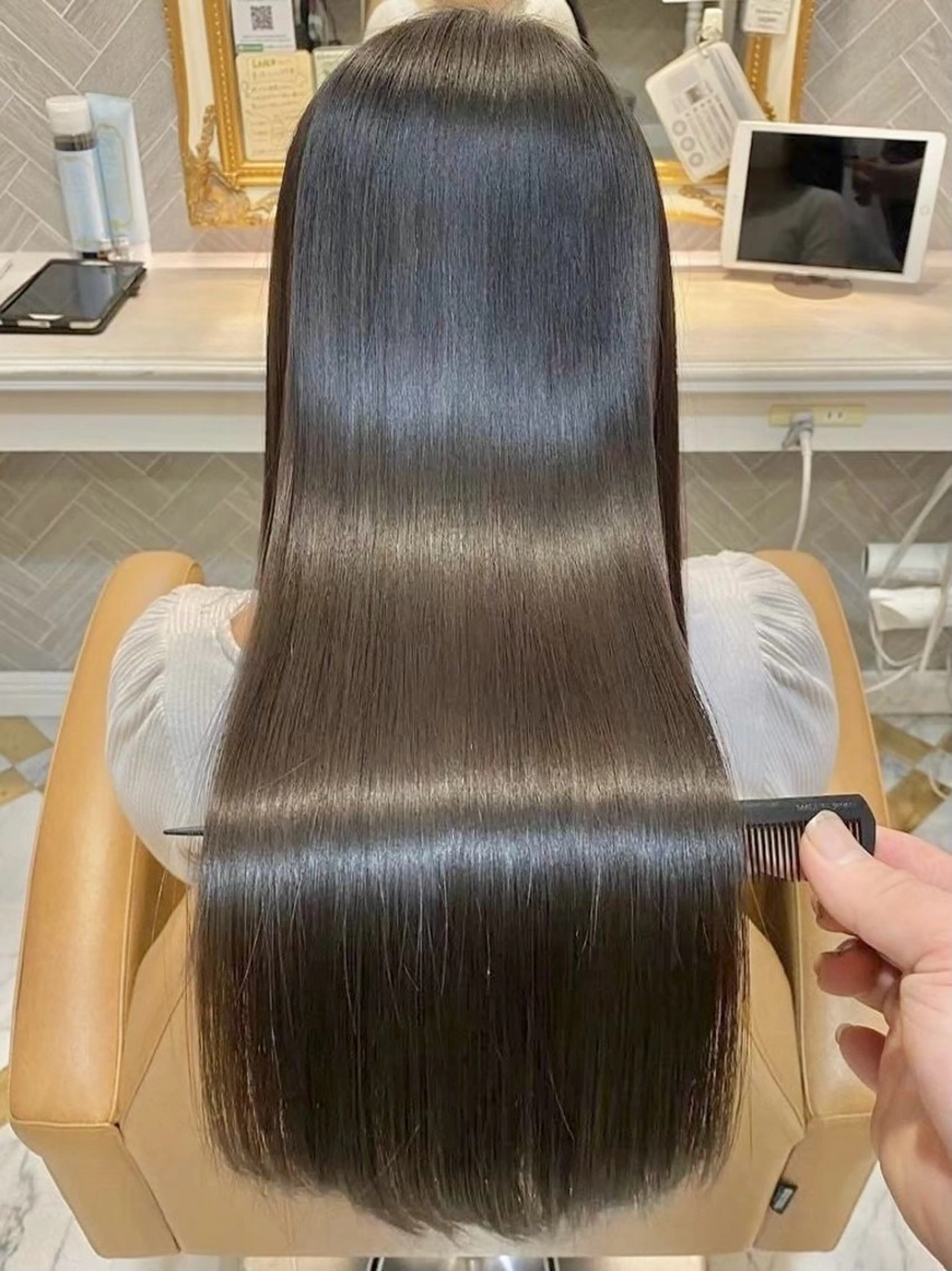 ロング カット 縮毛矯正 トリートメント ✵髪質改善 レイヤー 佐藤琉好✵のヘアスタイル
