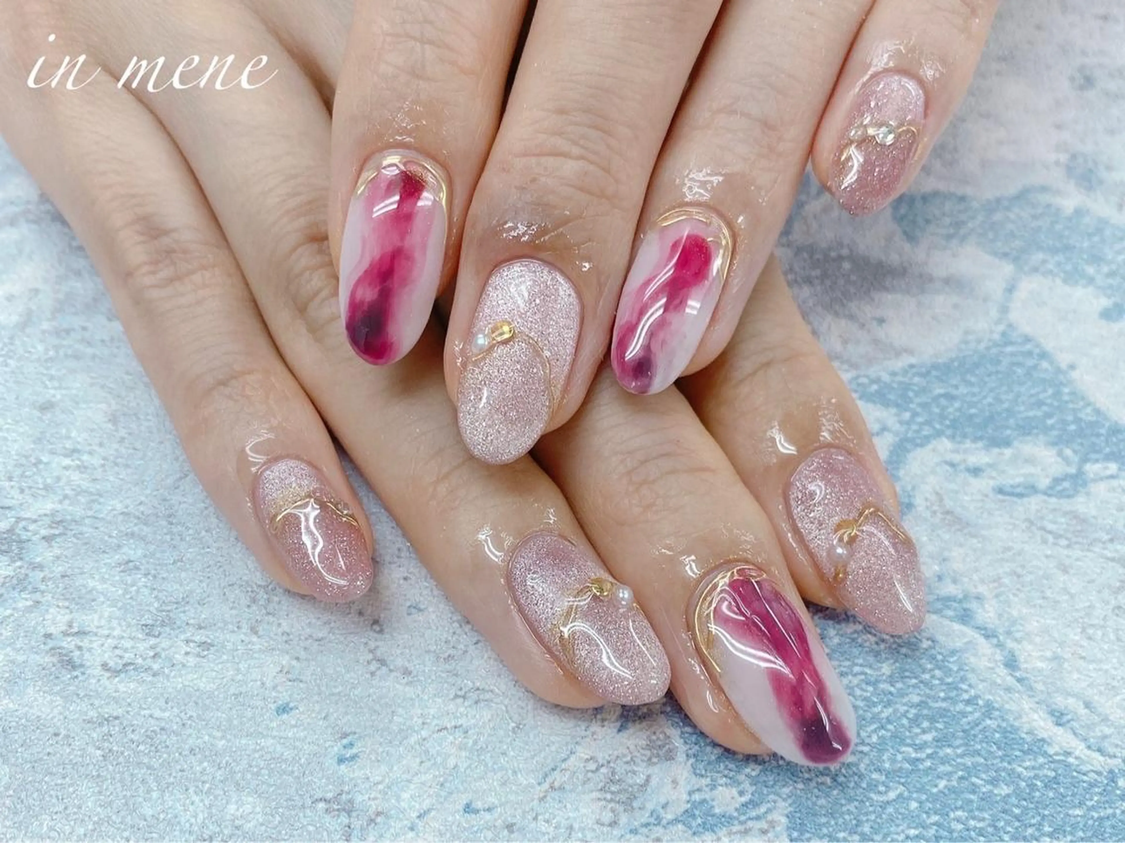 ネイル 大理石ネイル(マーブル) ミラーネイル ハンドネイル IN MENE所属・IN MENEのネイルデザイン