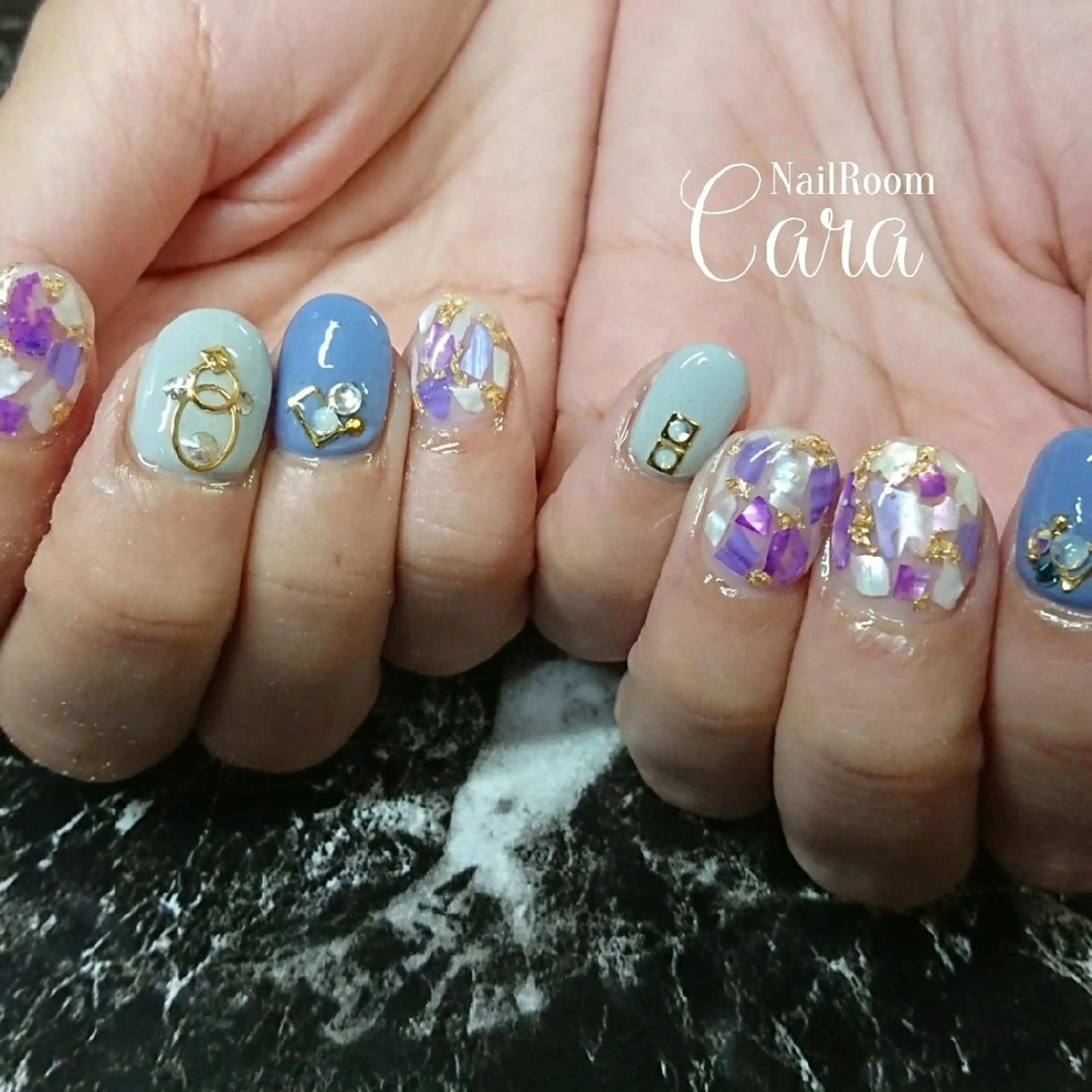 ネイル instinkt_ Mio Mizunoのネイルデザイン