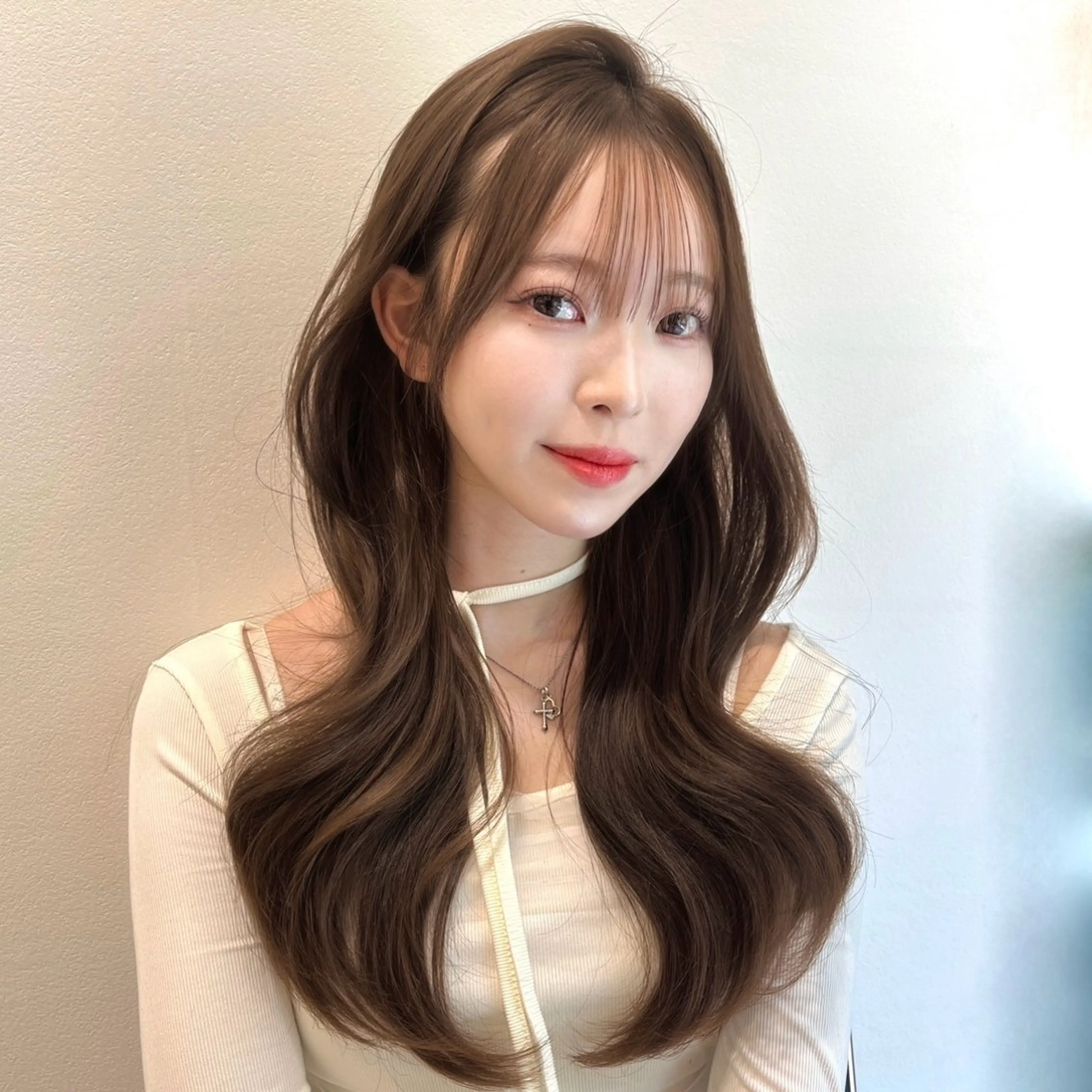 ロング カラー アッシュ ベージュカラー カット ヘアカラー ヘアセット 🤎大人かわいい🤎 韓国レイヤー🤎力丸のヘアスタイル
