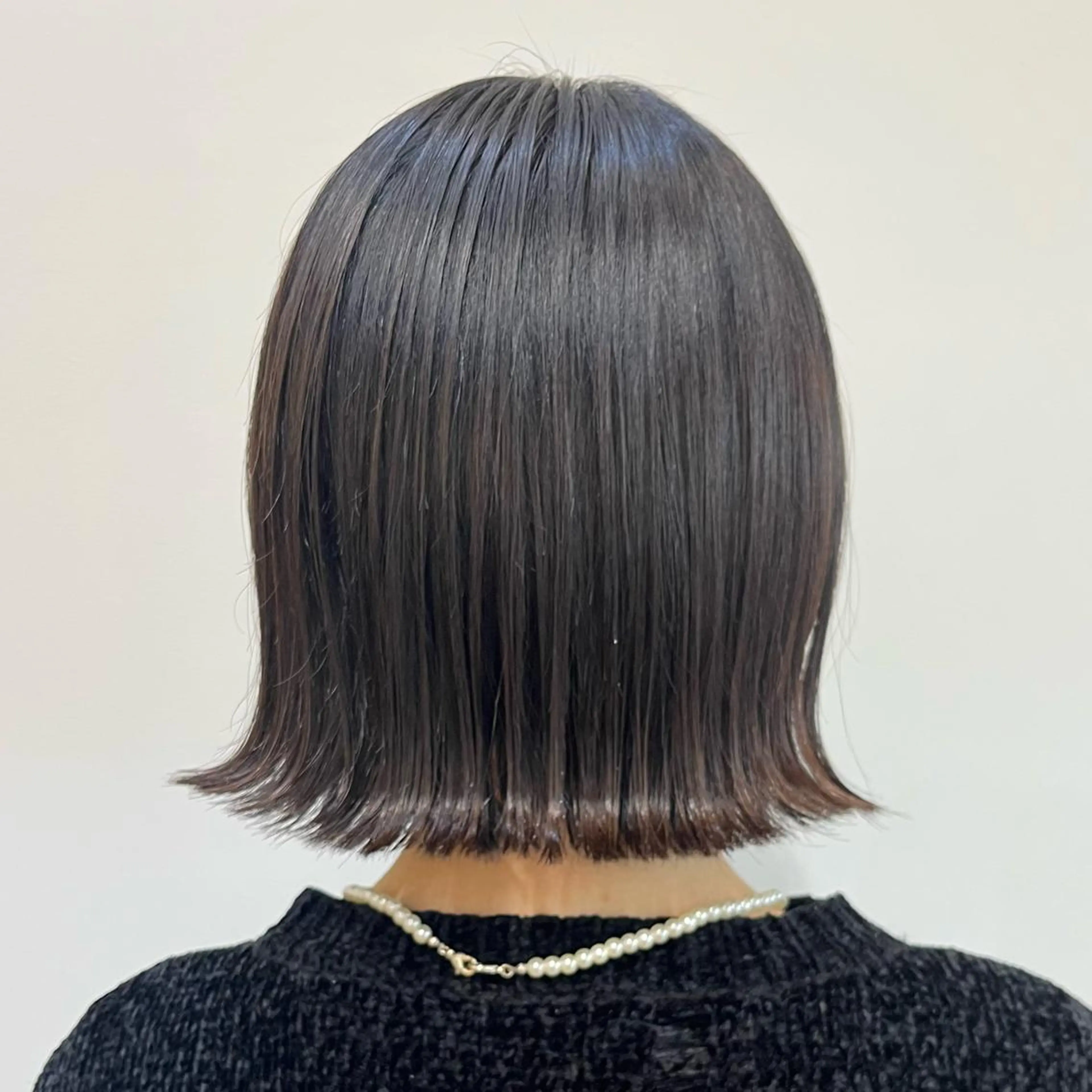 ショート カラー アッシュ ボブ 外ハネヘア GREENmiddle所属・【メンズ大歓迎】 代官山 大和仁菜のヘアスタイル