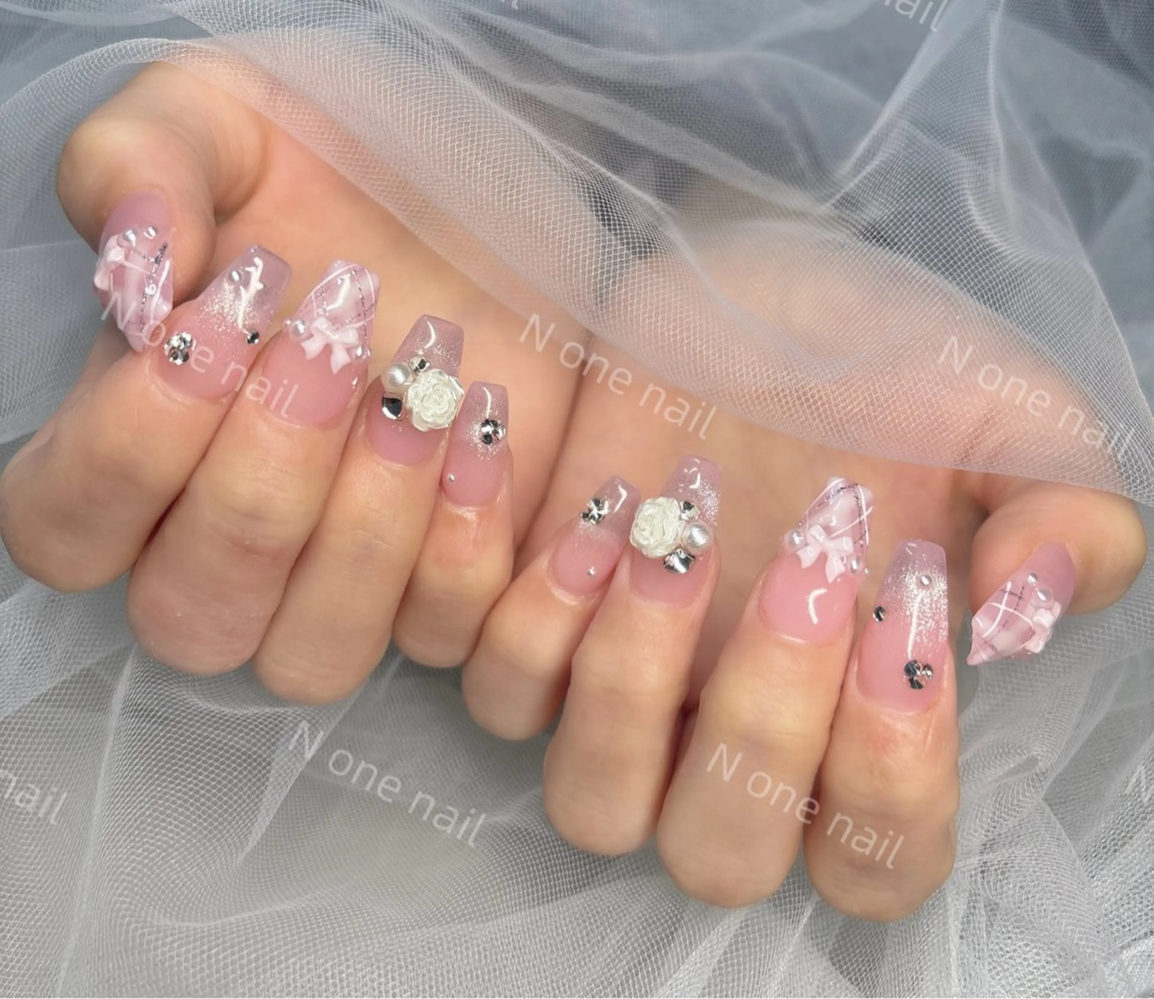 ネイル N.one mei🎀のネイルデザイン