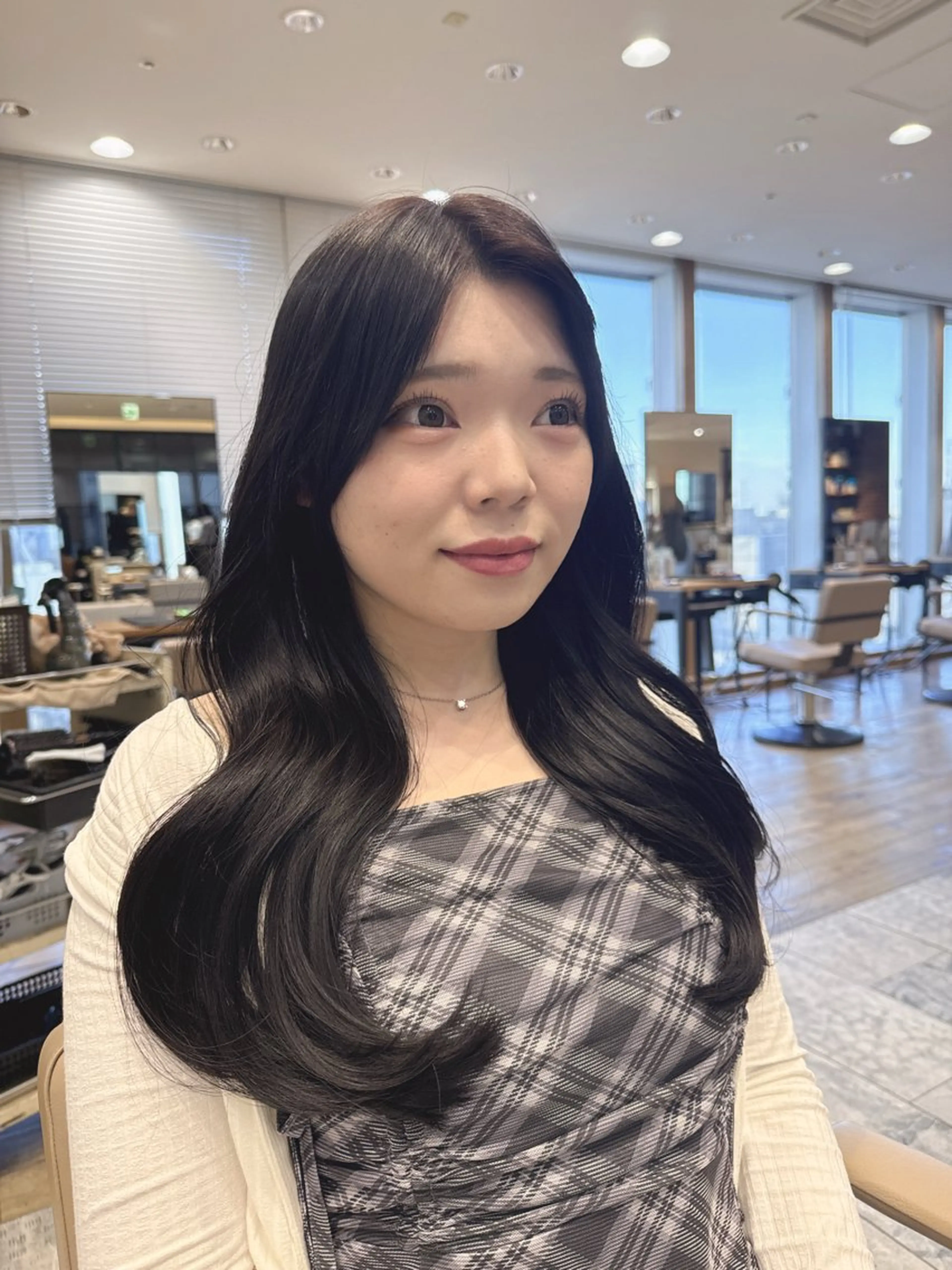 ロング カラー カット ヘアカラー トリートメント ヘッドスパ レイヤー/艶カラー 韓国/石戸谷海斗のヘアスタイル