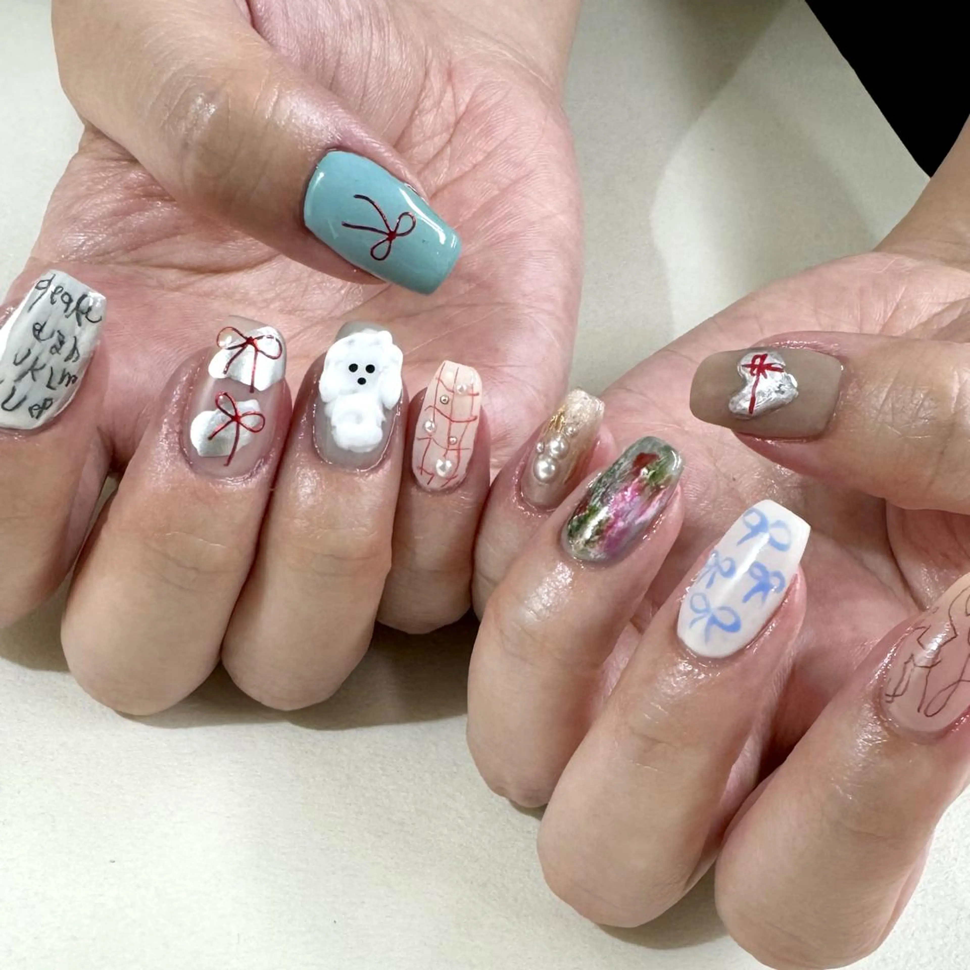 ネイル ジェルネイル 韓国ネイル ニュアンスネイル ワンホンネイル nailstudio eviz新宿店のネイルデザイン