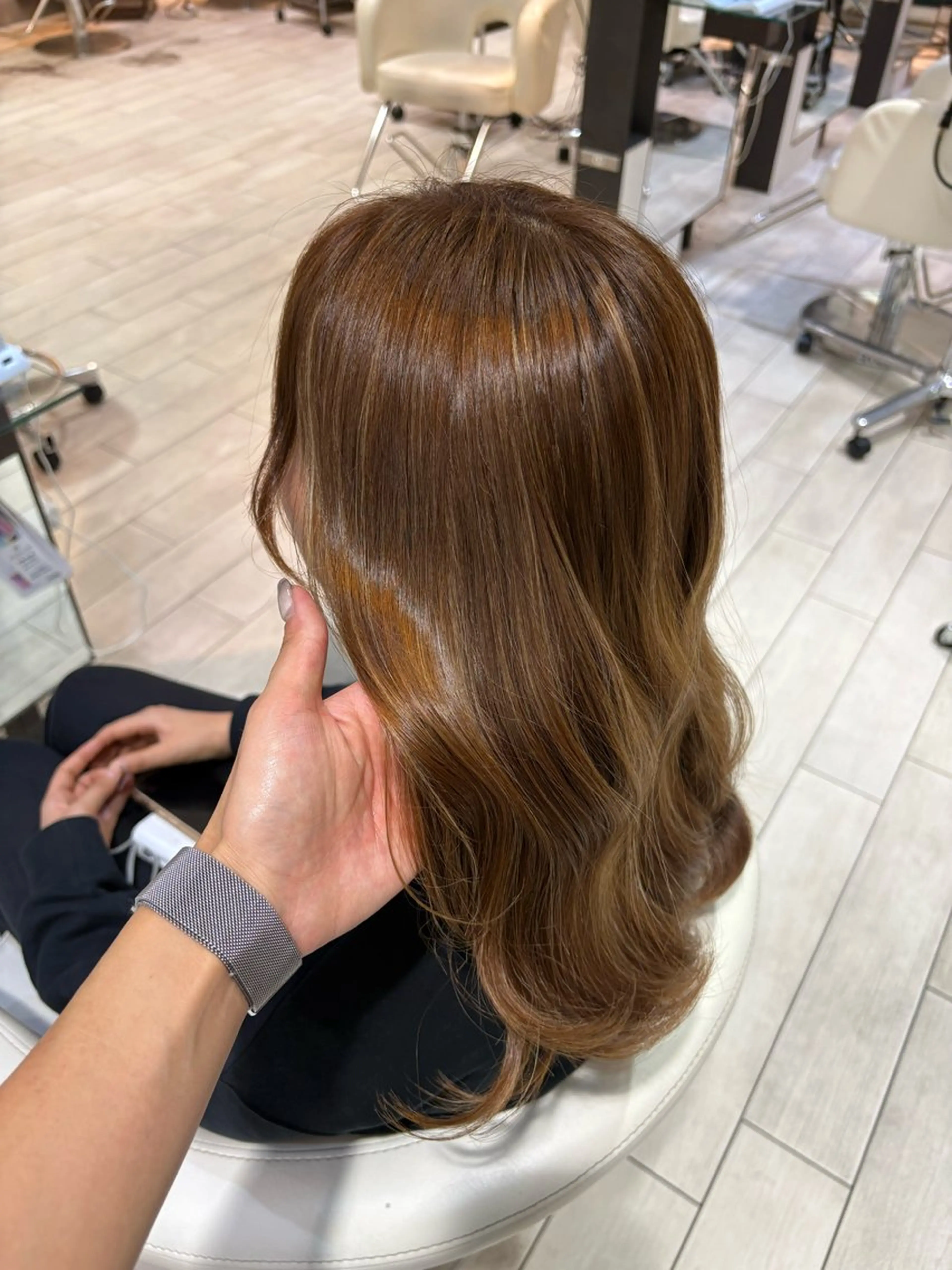 カラー 透明感カラー ハイライトカラー air 麻布所属・オバタ リコのヘアスタイル