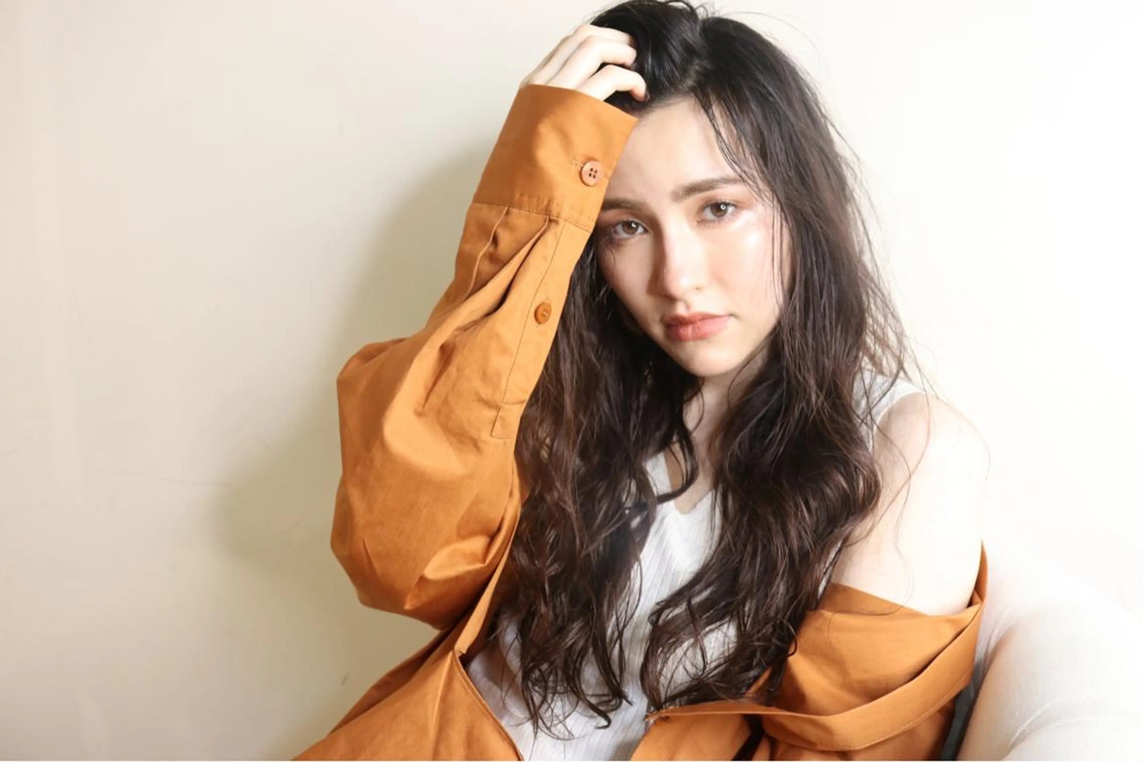 ロング 新宿スペインカール ヨモギダのヘアスタイル