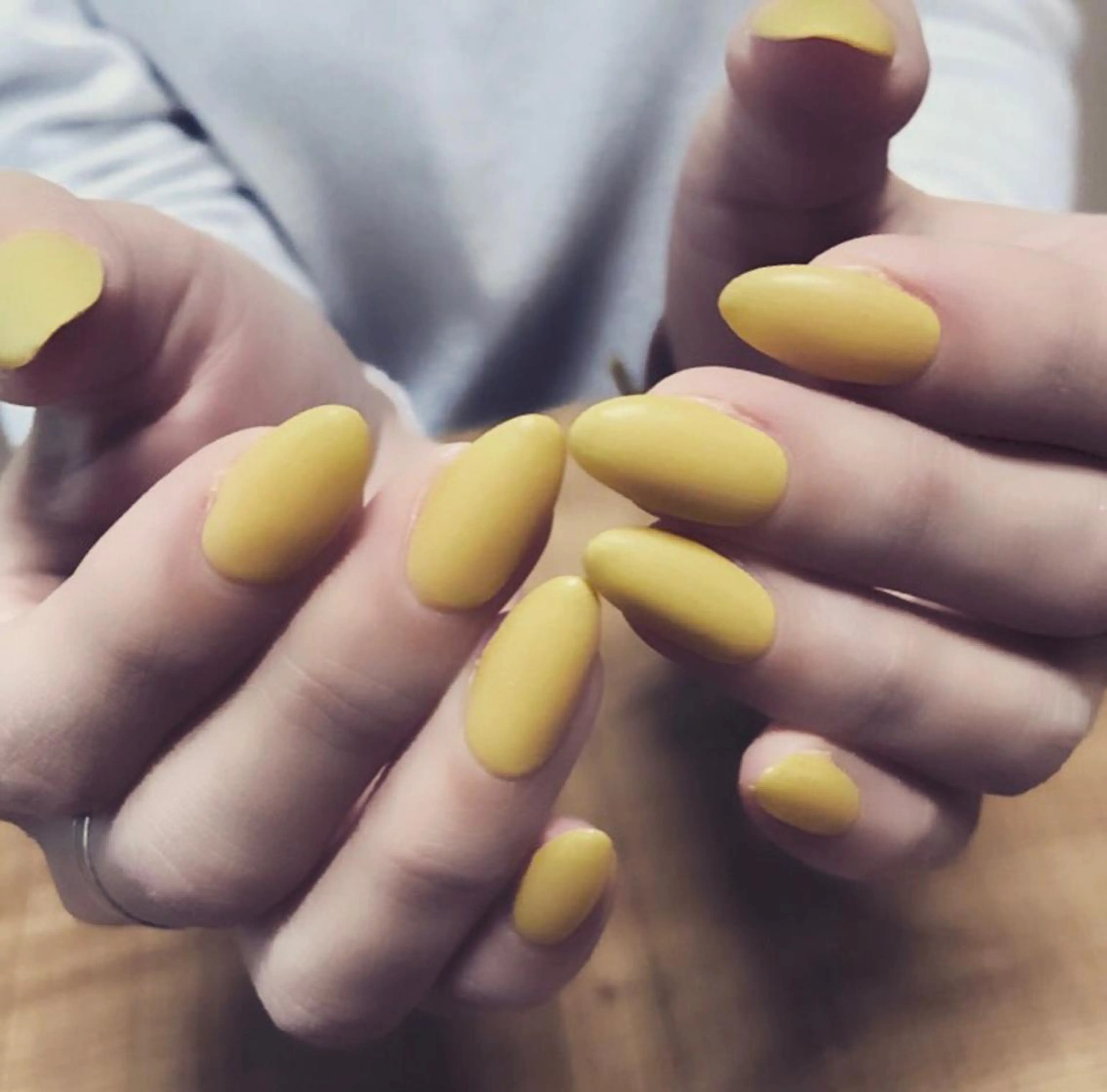 ネイル シンプルネイル ツメトマツゲ .のネイルデザイン