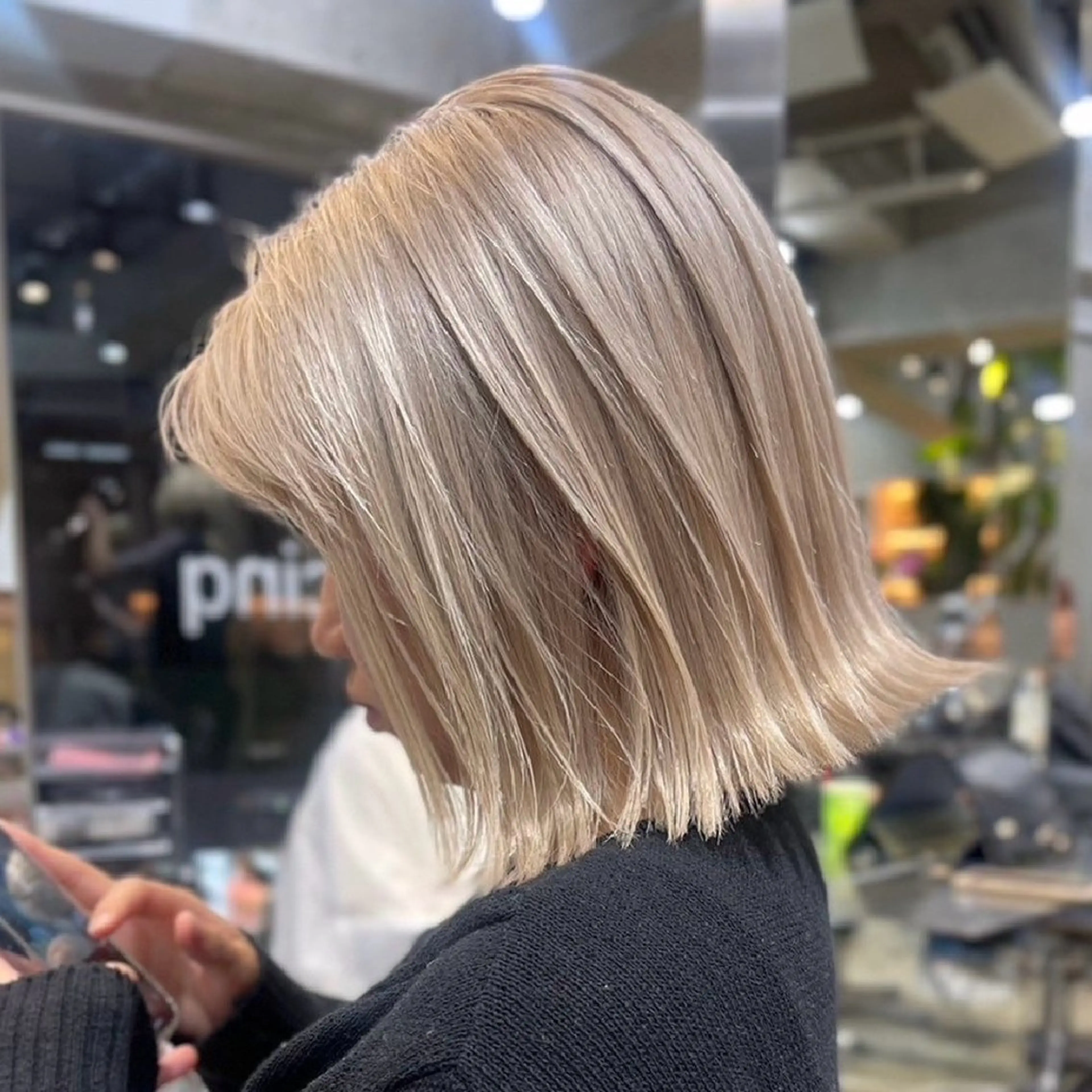 ミディアム カラー ベージュカラー ミルクティーベージュ ヘアカラー tsubasa🪽 ／ブリーチカラーのヘアスタイル