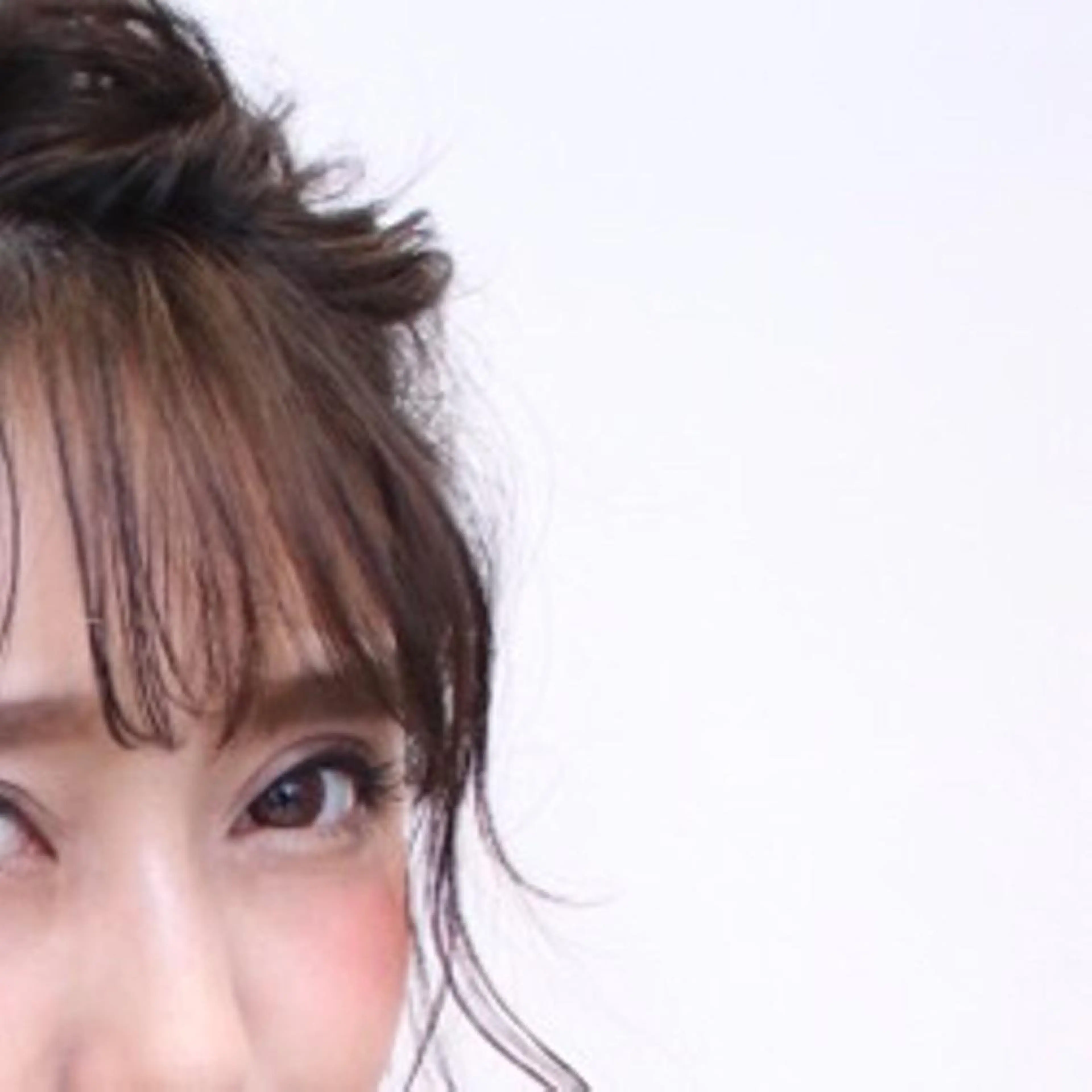 ミディアム パーマ ヘアアレンジ 卒業式のヘアスタイル 艶髪カラー&ウルフ フルカワ ヒロズミのヘアスタイル