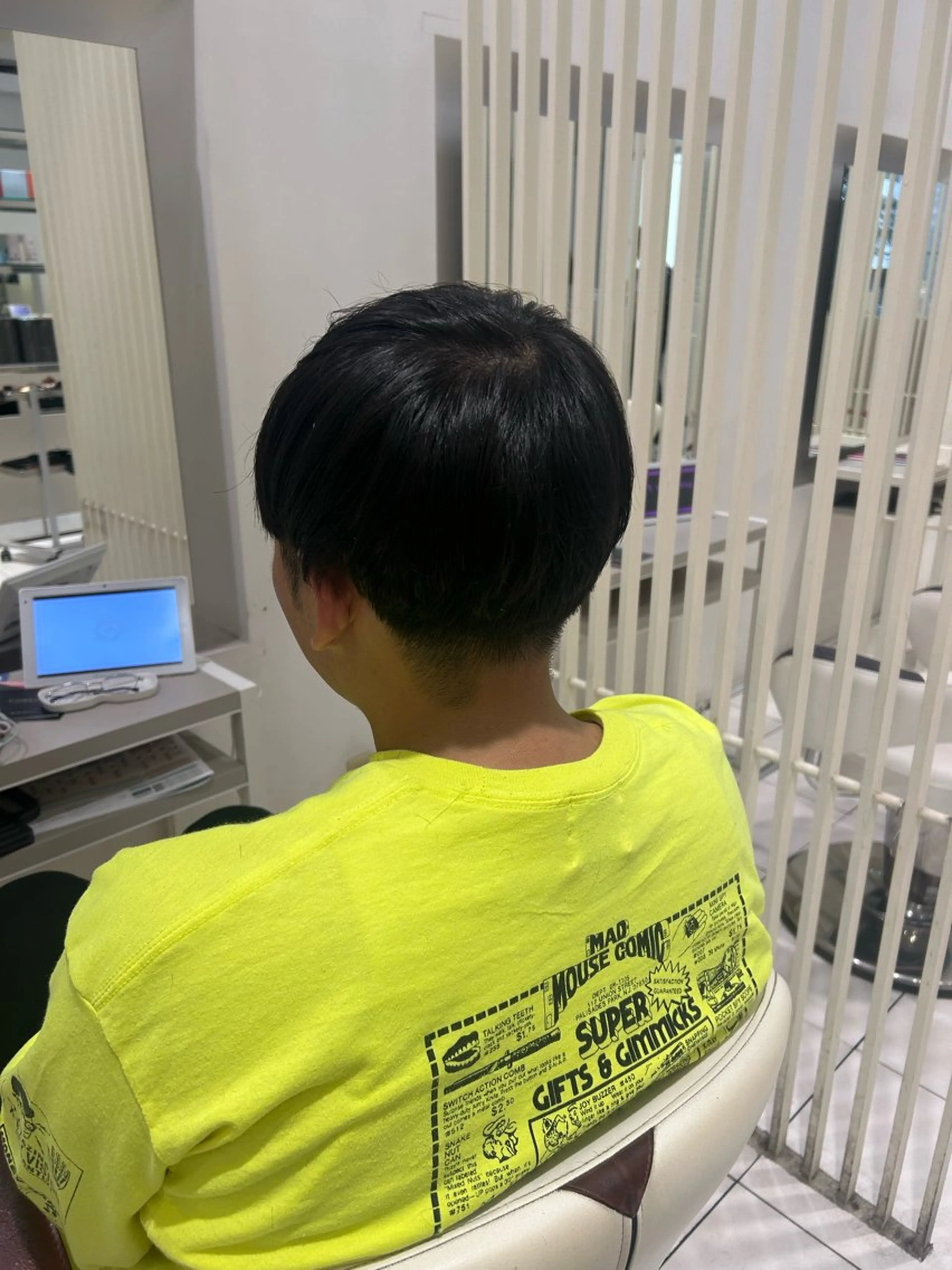 メンズ マッシュ 刈り上げ カット Earth市ヶ谷店所属・艶カラー特化美容師 ✂️✨️REIA✨️のヘアスタイル