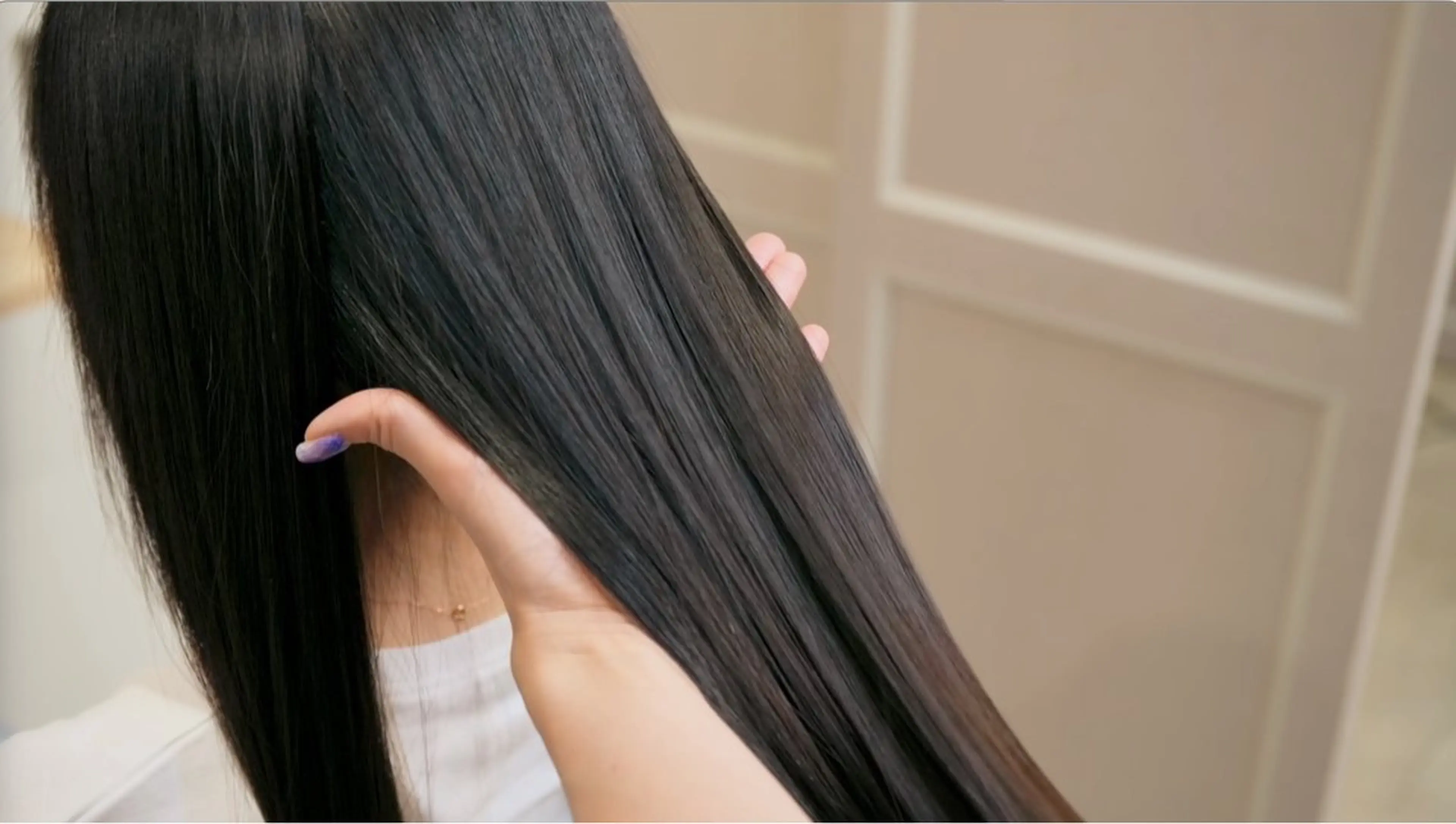 ロング 南雲 由麻のヘアスタイル