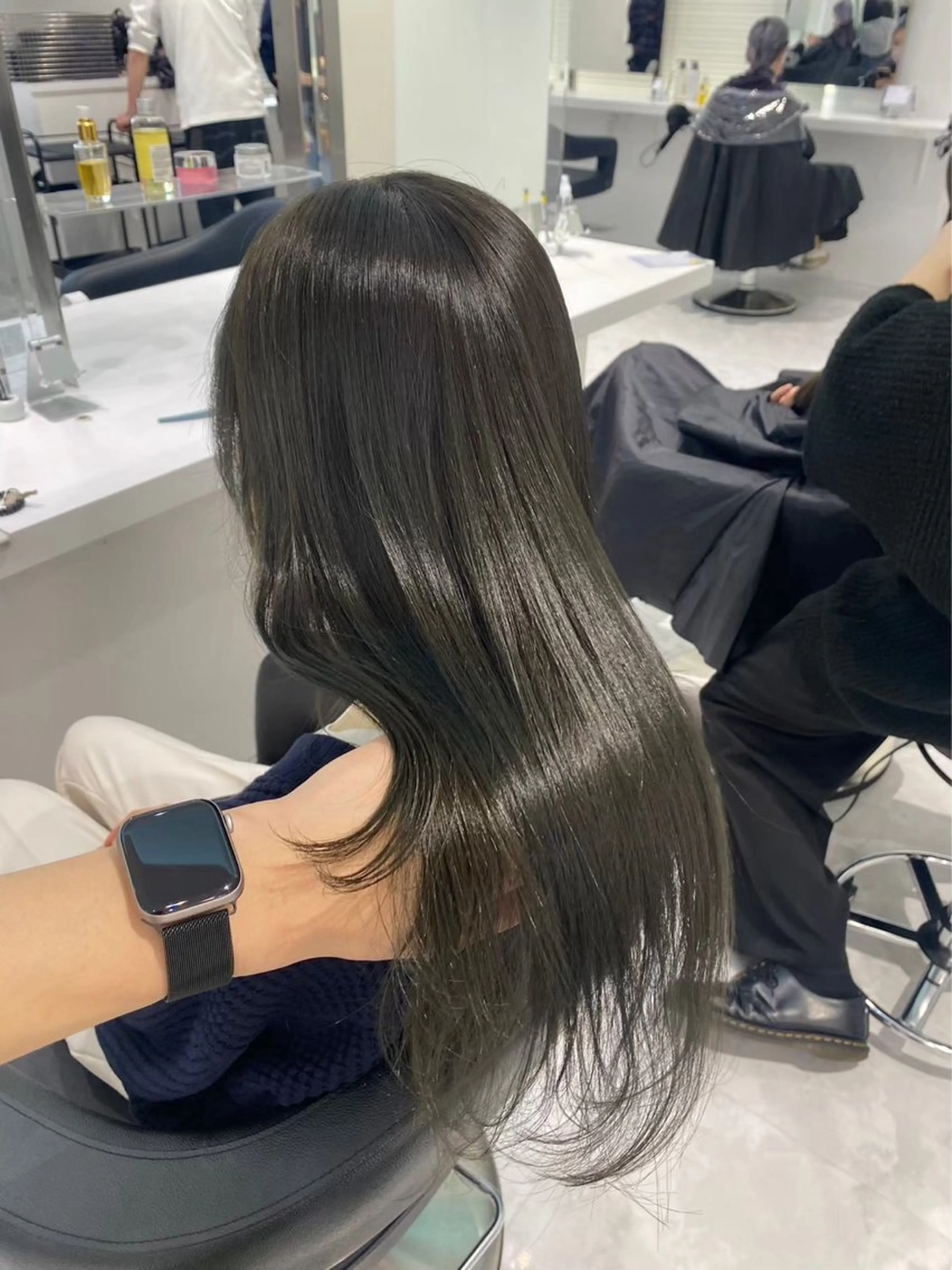 ミディアム カラー 赤みなし艶カラー🍈 ユウナ🍈🤍のヘアスタイル