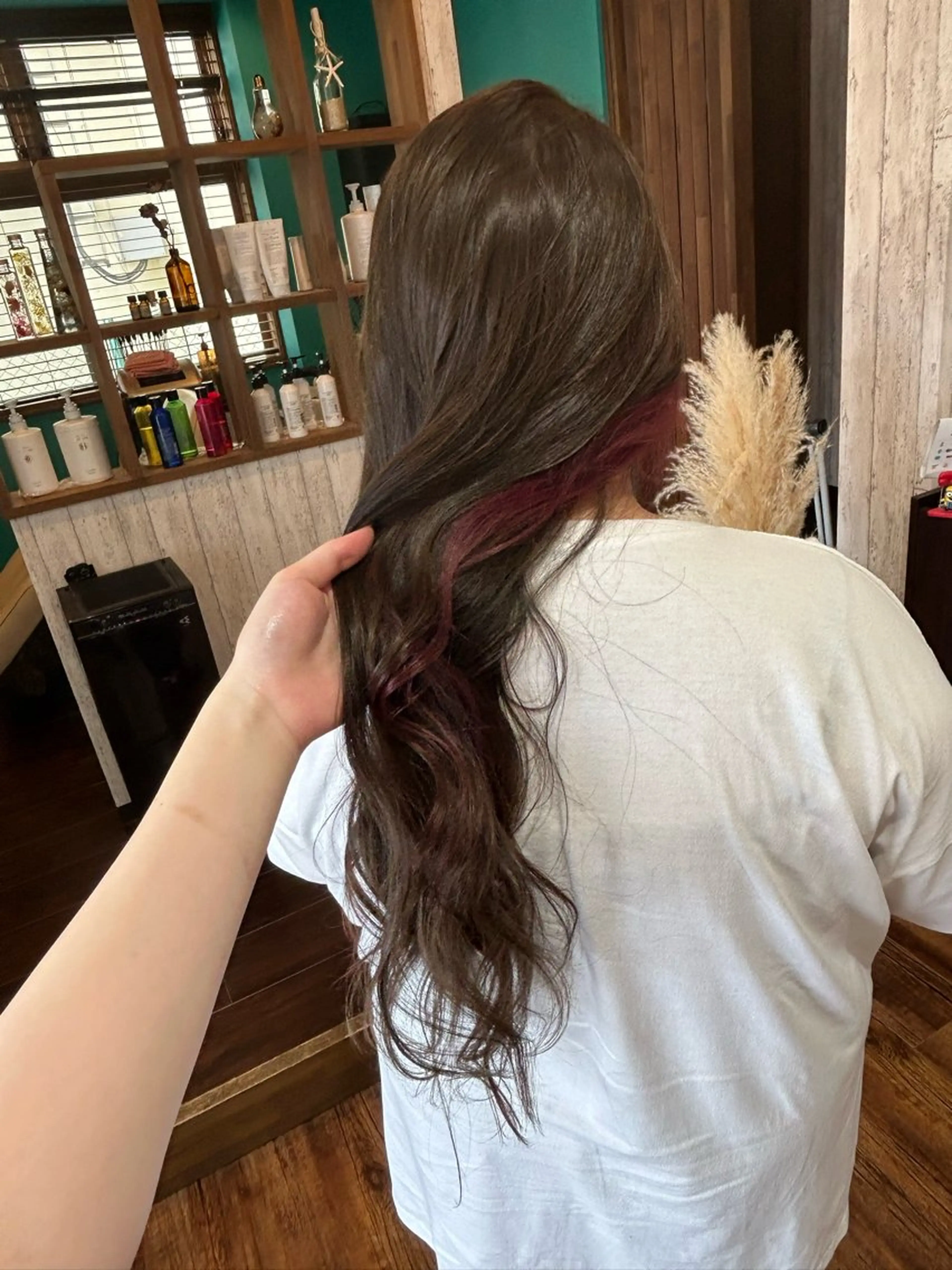 ロング カラー ヘアカラー 早坂 さくらのヘアスタイル