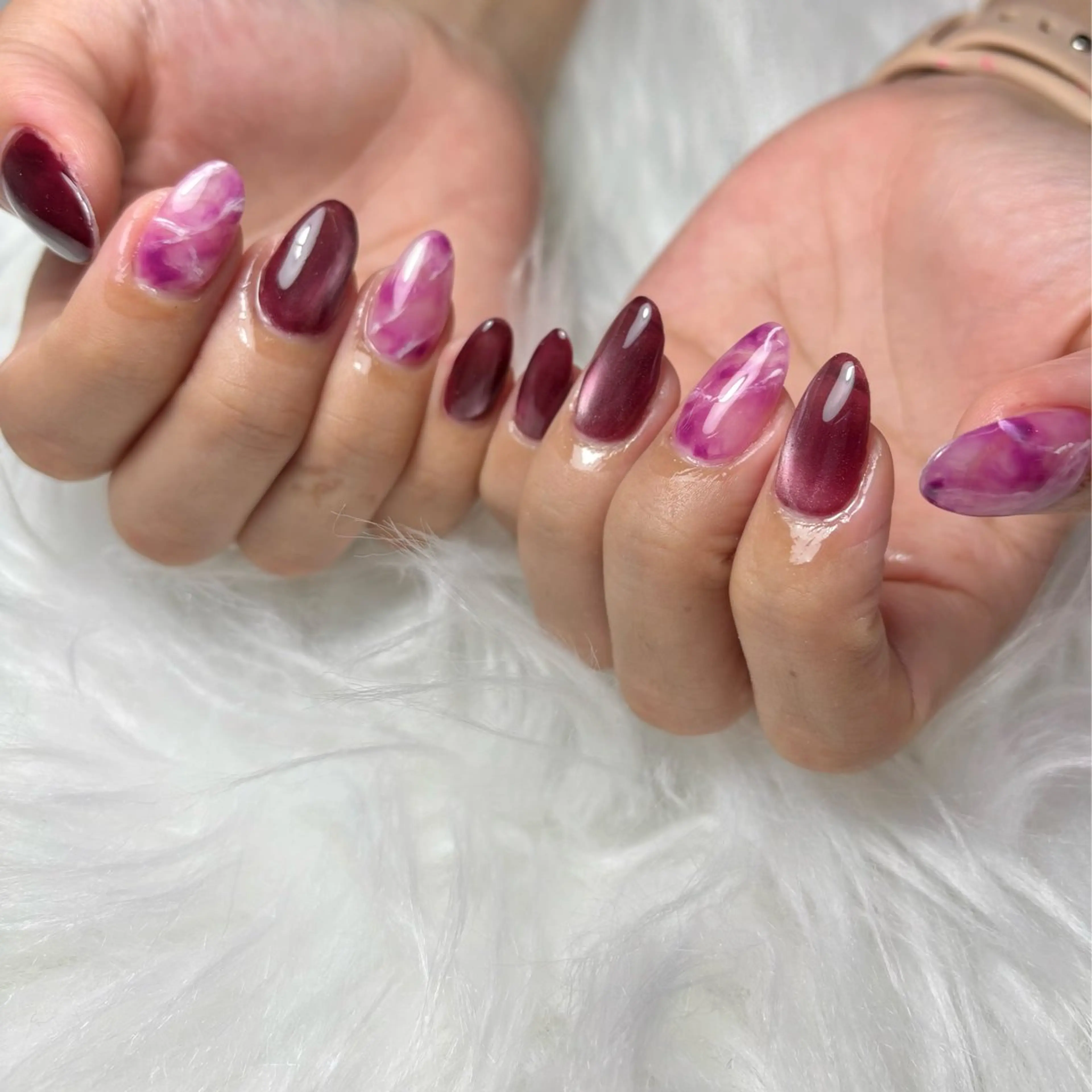 ネイル 大理石ネイル(マーブル) ニュアンスネイル ハンドネイル Setsalon Churaku Nailist Yumie所属・【沖縄市安慶田】 🤍Yumieのネイルデザイン