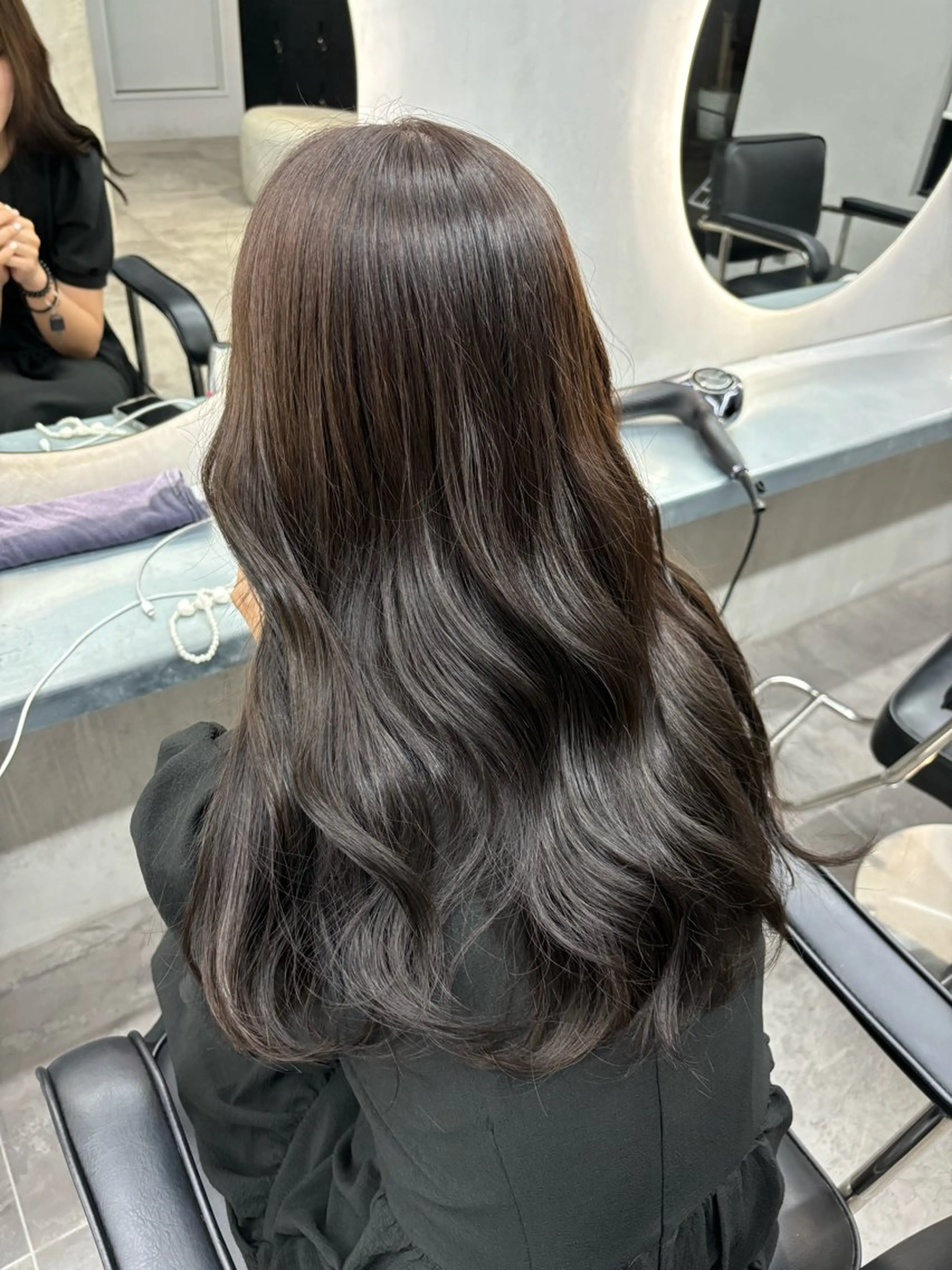 ミディアム ヘアカラー トリートメント ベージュ/グレージュ 🧸あやか/表参道のヘアスタイル