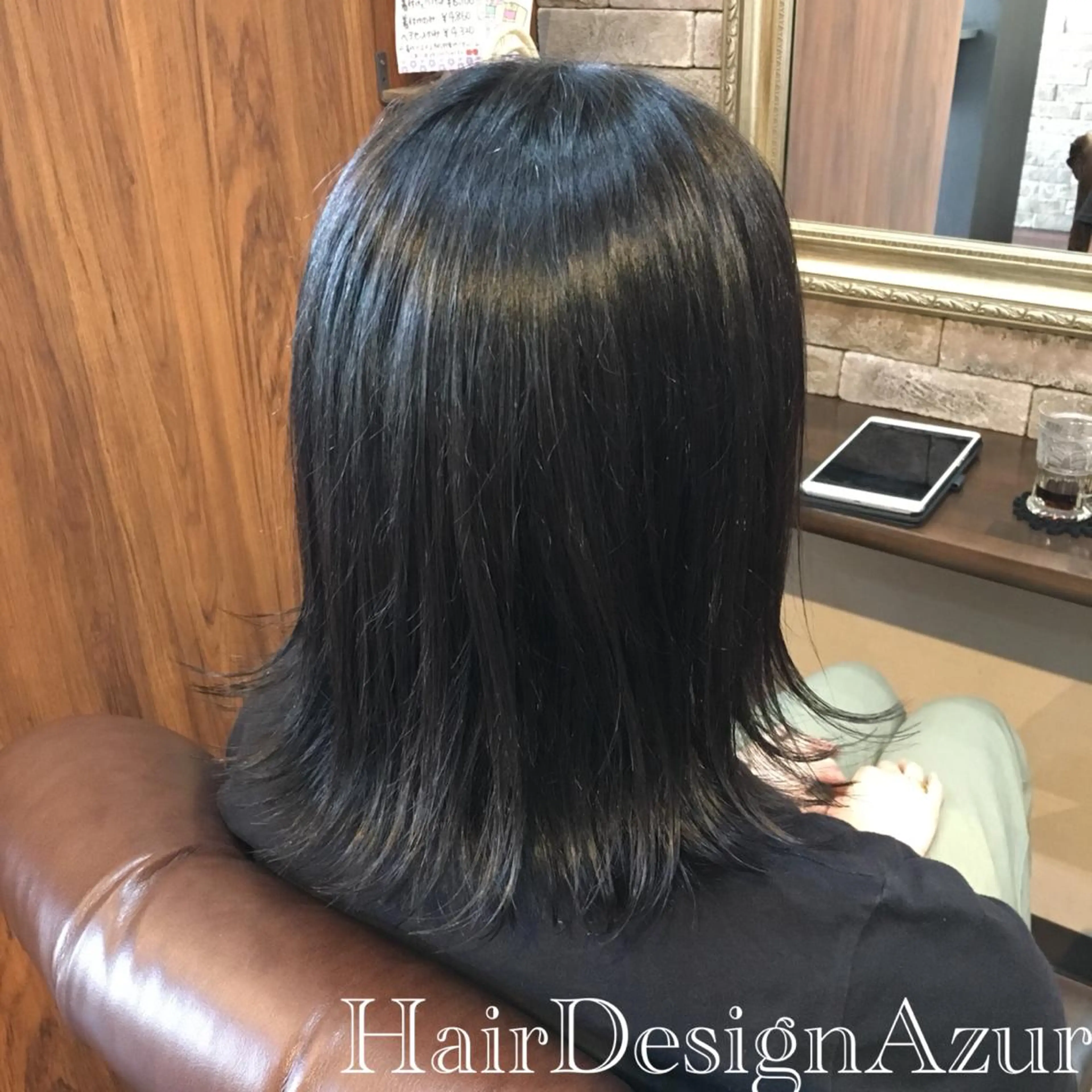 ミディアム カラー HairDesign Azurのヘアスタイル