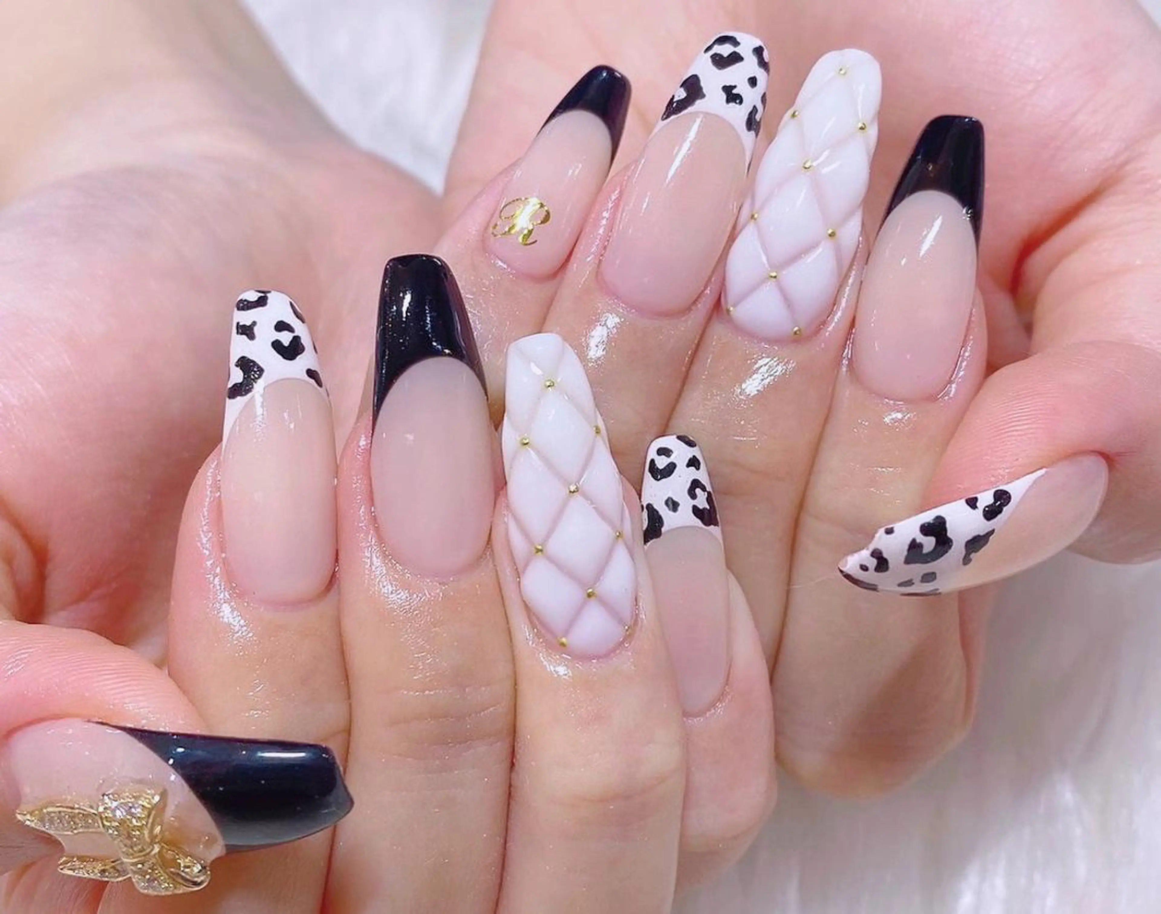 ネイル 成人式 リボン スカルプネイル NAILSGOGO shibuyaのネイルデザイン