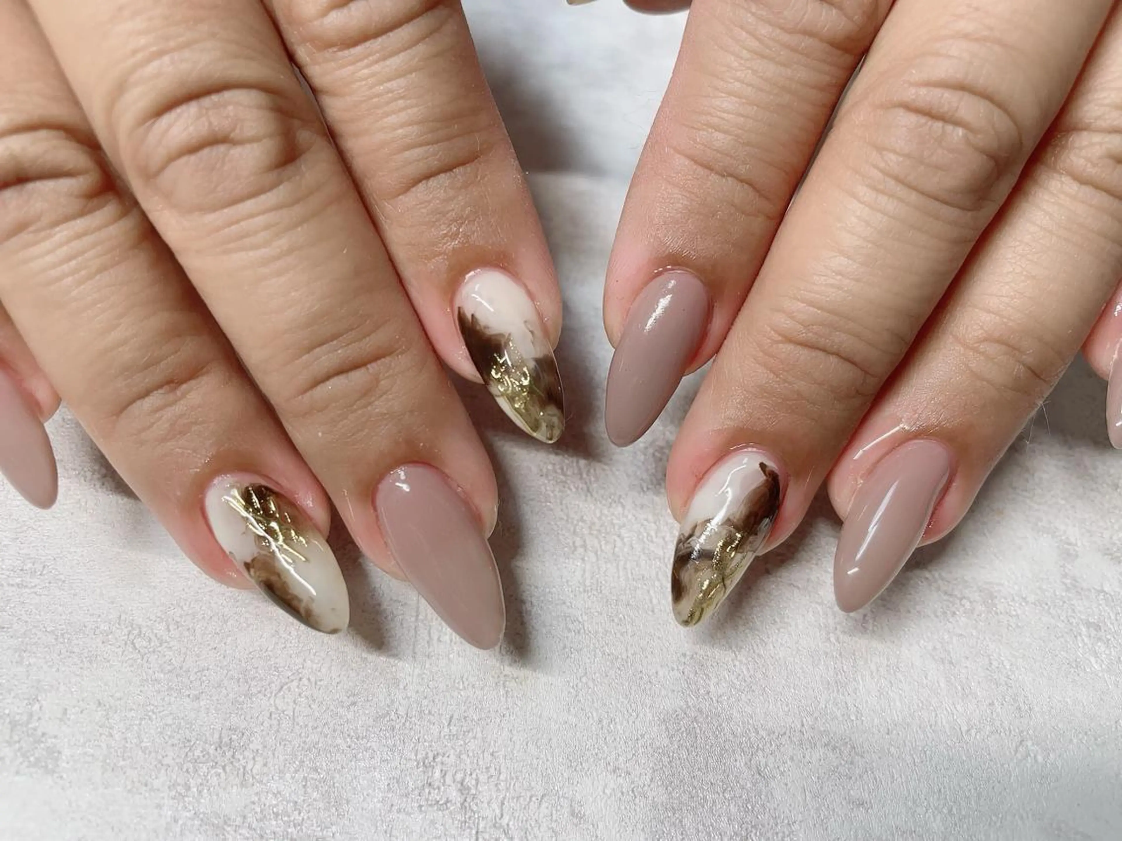 ネイル アートネイル フットネイル キラキラネイル ニュアンスネイル オフィスネイル nail happiness.のネイルデザイン