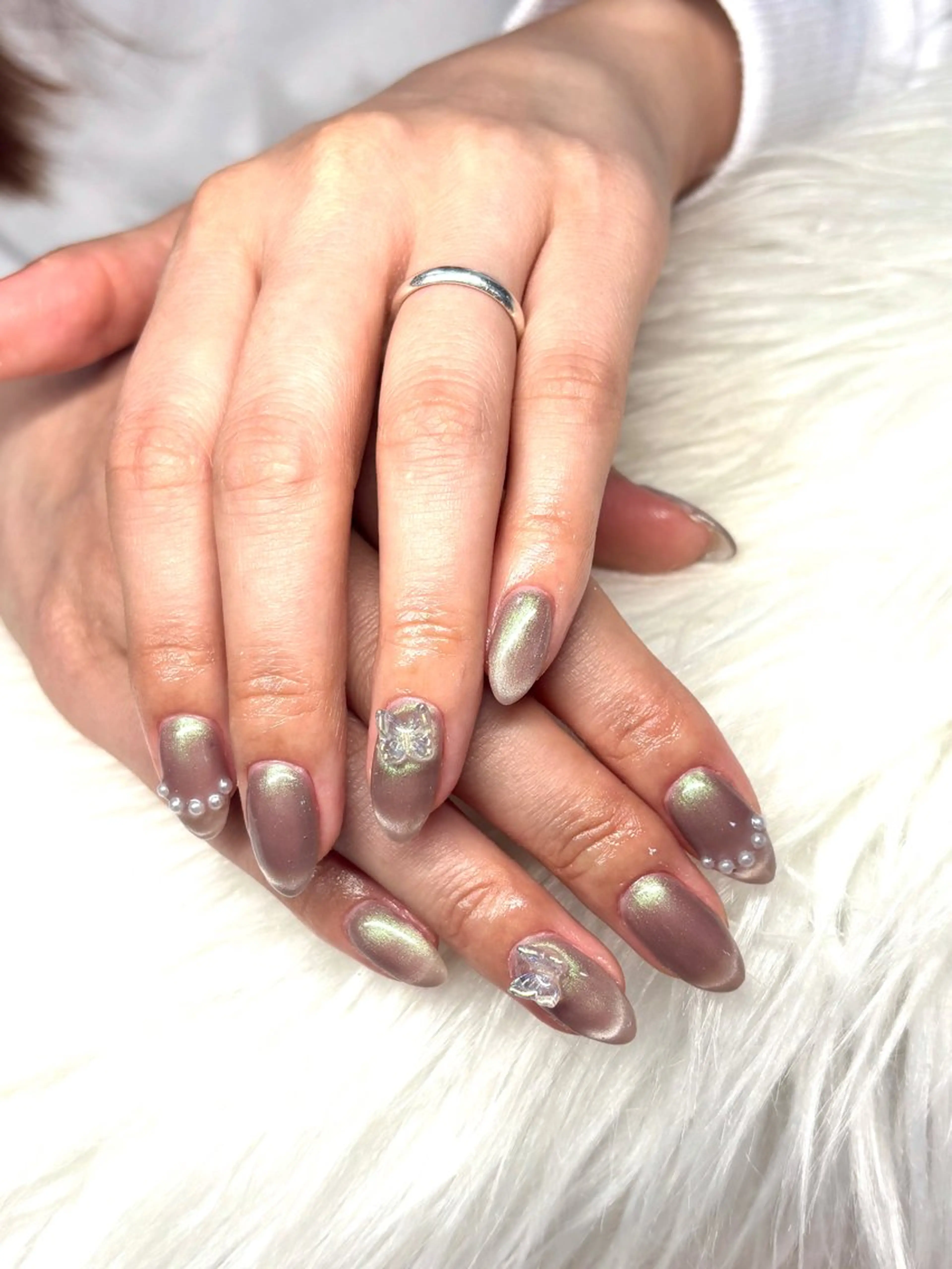 ネイル フレンチネイル マグネットネイル ハンドネイル HEAVEN BEAUTY  & NAIL SALON所属・馬詰 にゅんのネイルデザイン