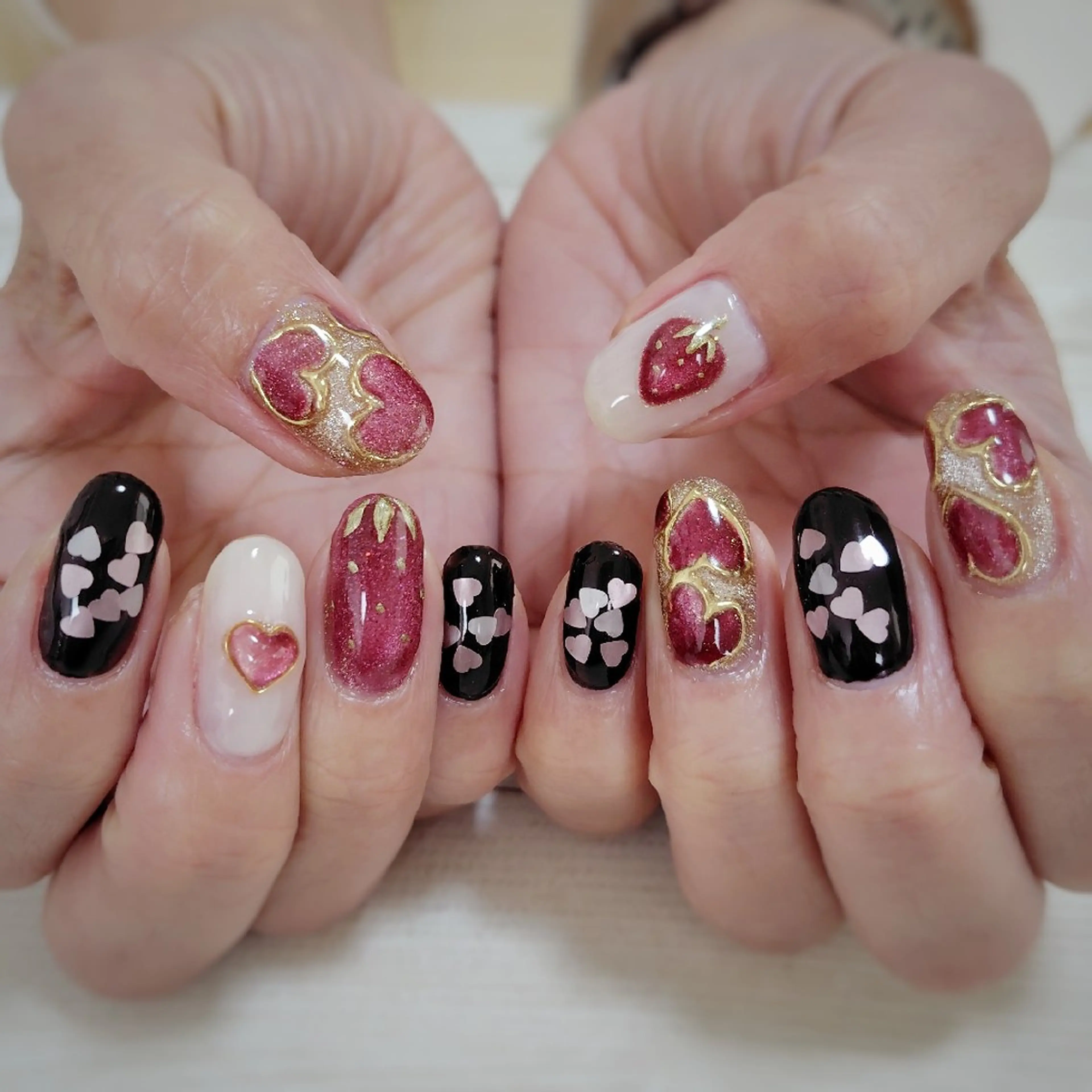 ネイル バレンタイン ハンドネイル 池元 真由美のネイルデザイン