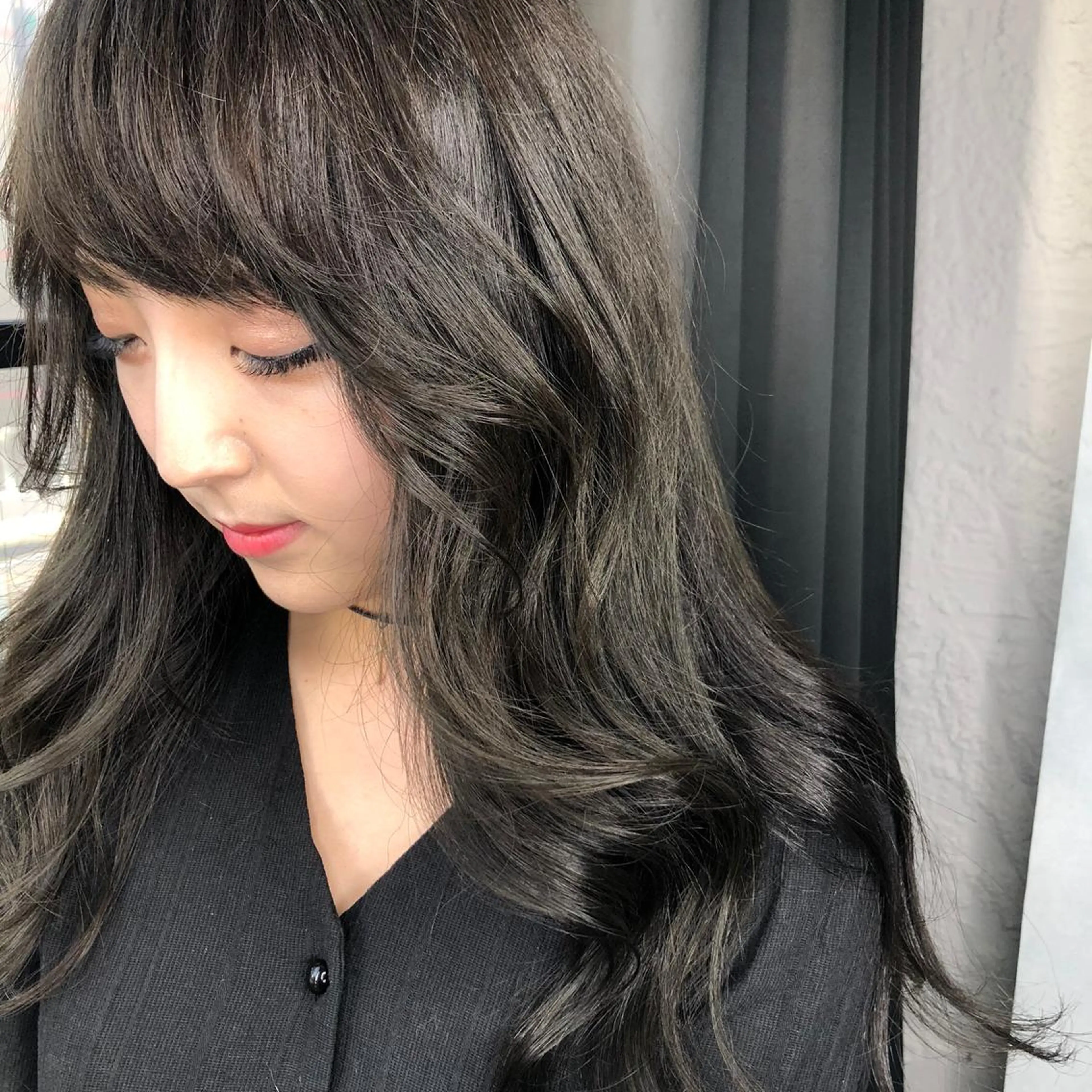 ロング カラー アディクシーカラー ORIKA 美容室のヘアスタイル