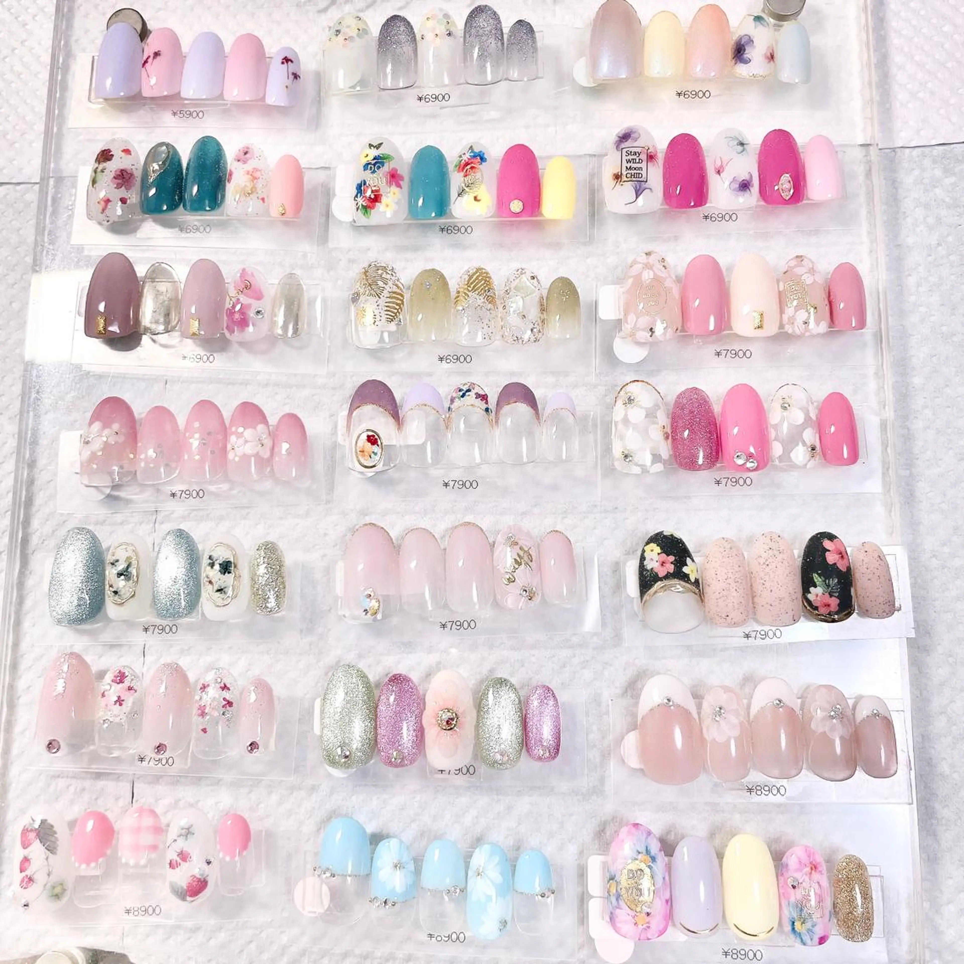 ネイル フラワーネイル ジェルネイル CHIARA nailsのネイルデザイン