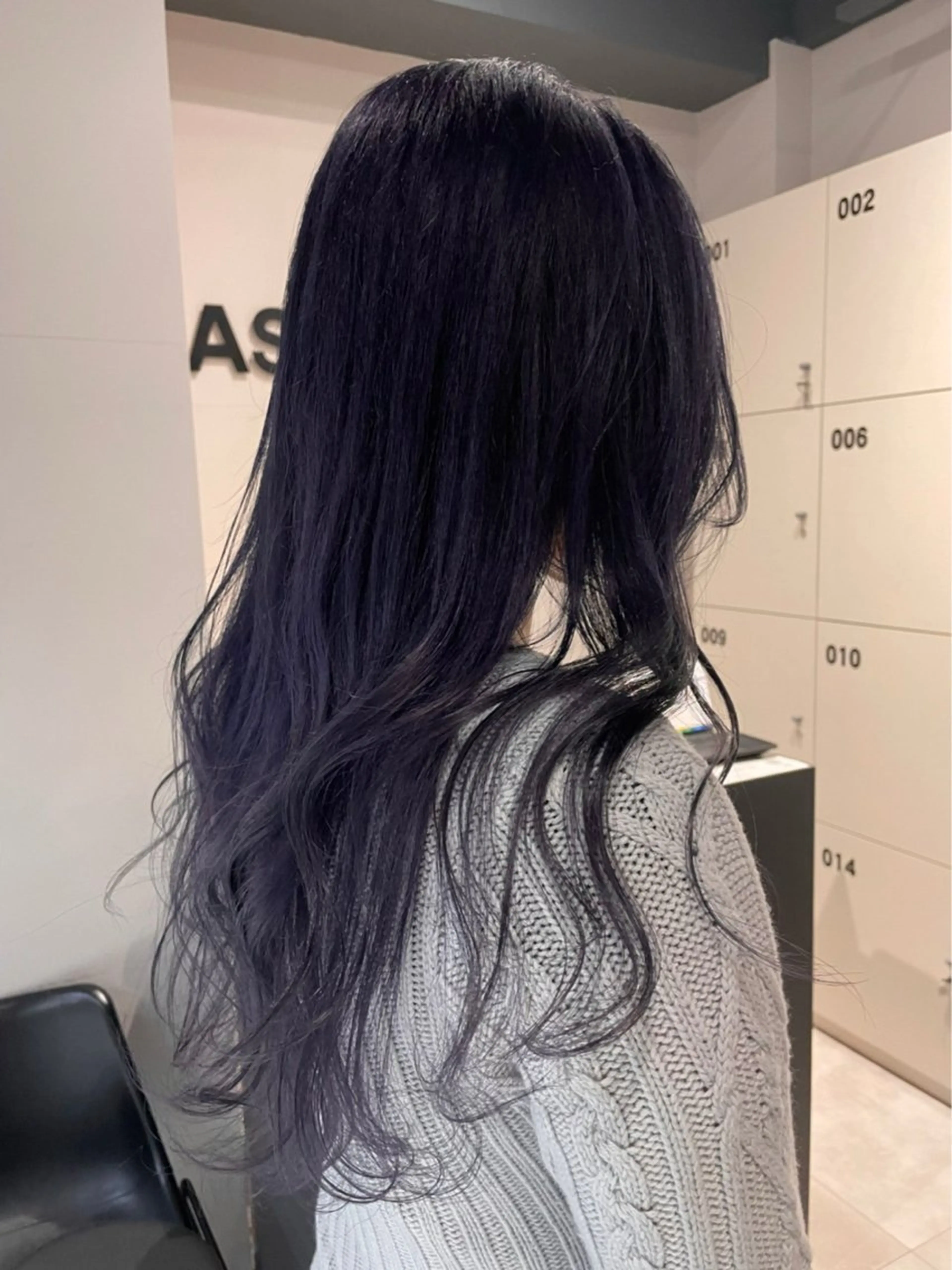 ロング カラー ヘアカラー トリートメント Ameri 新宿所属・𓆩︎🩸個性カラー SAKÜRA𓆪⋆˚のヘアスタイル