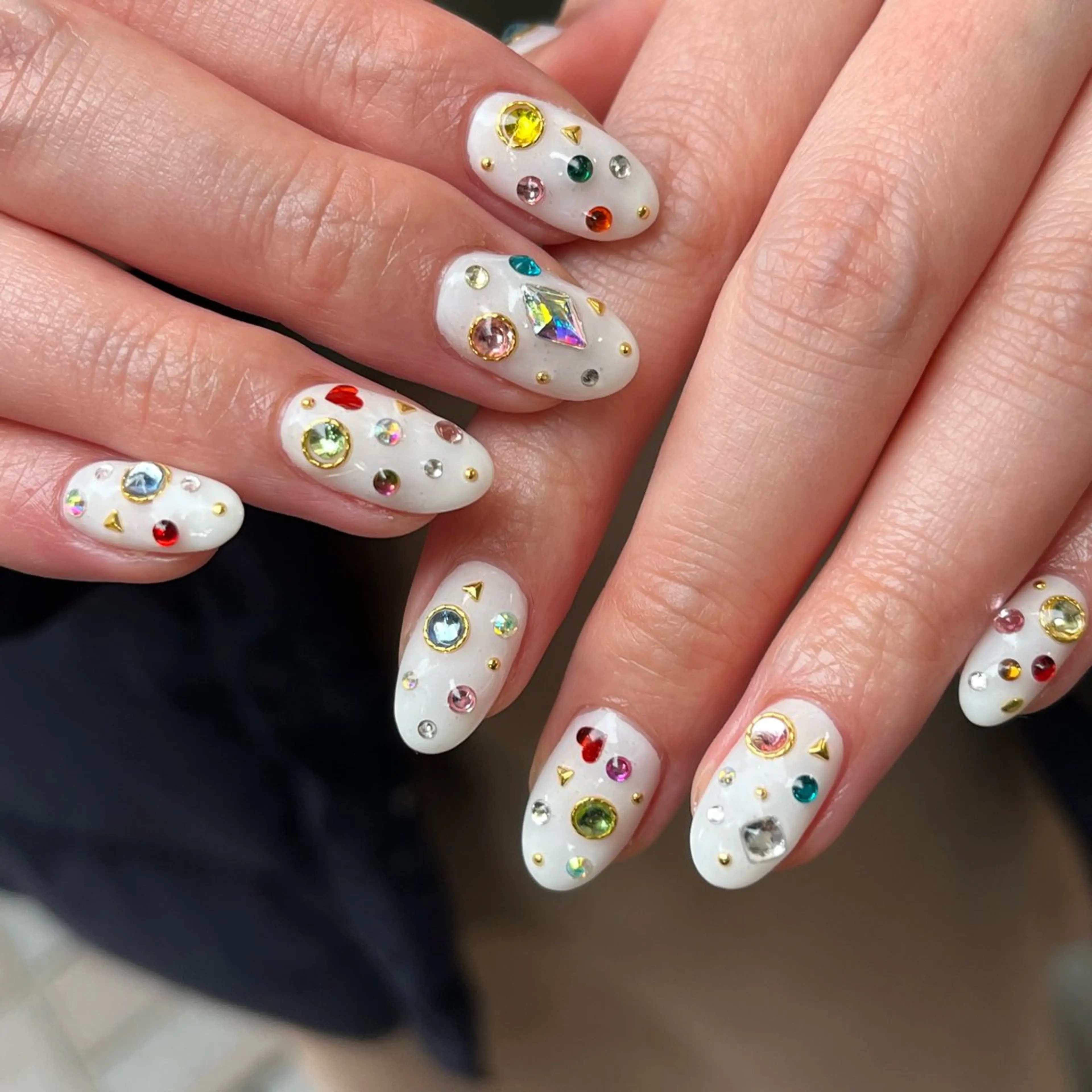 ネイル ハンドネイル NORA nail UMEDAのネイルデザイン
