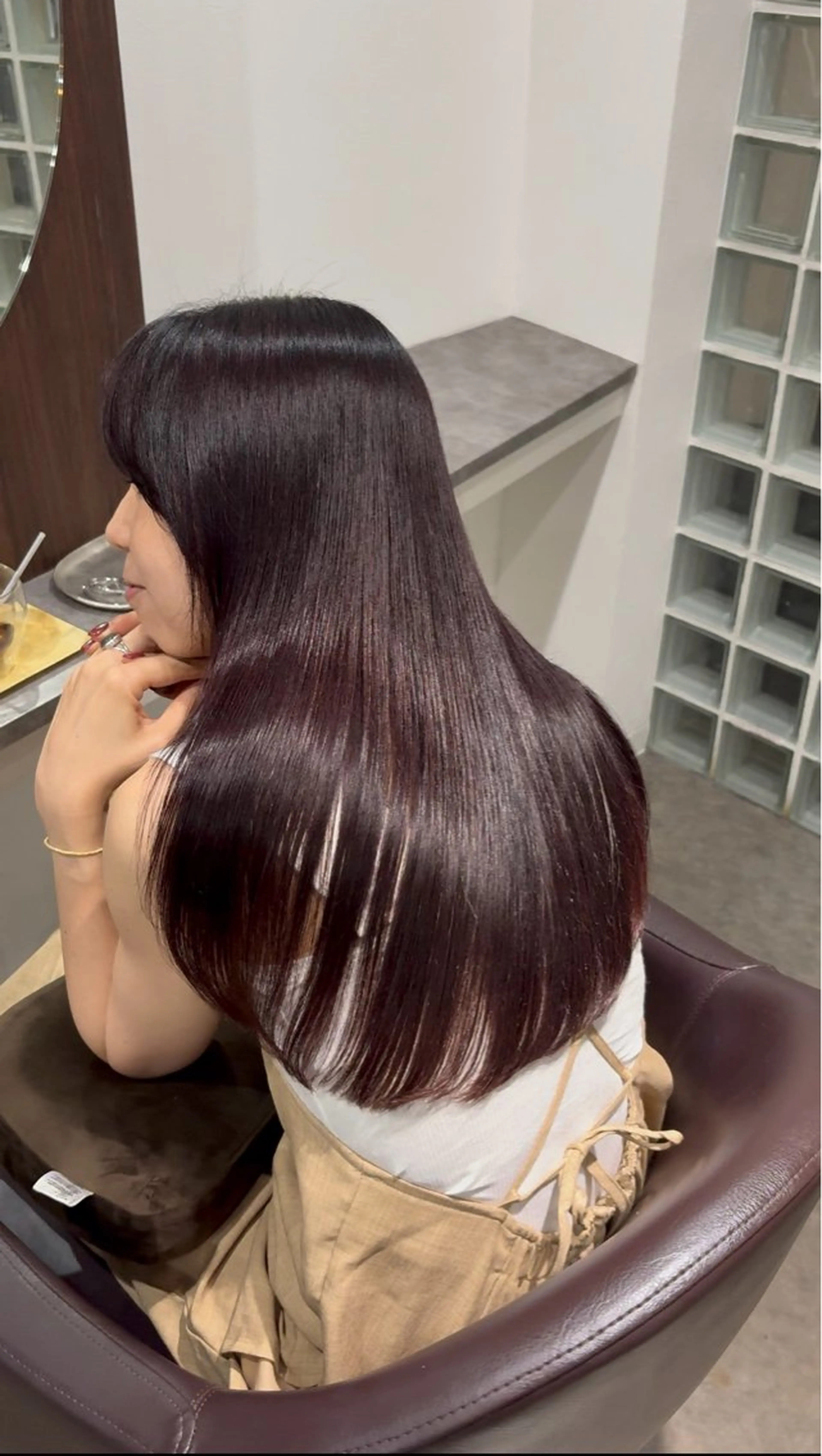 ロング 縮毛矯正 トリートメント タナカ レイヤのヘアスタイル