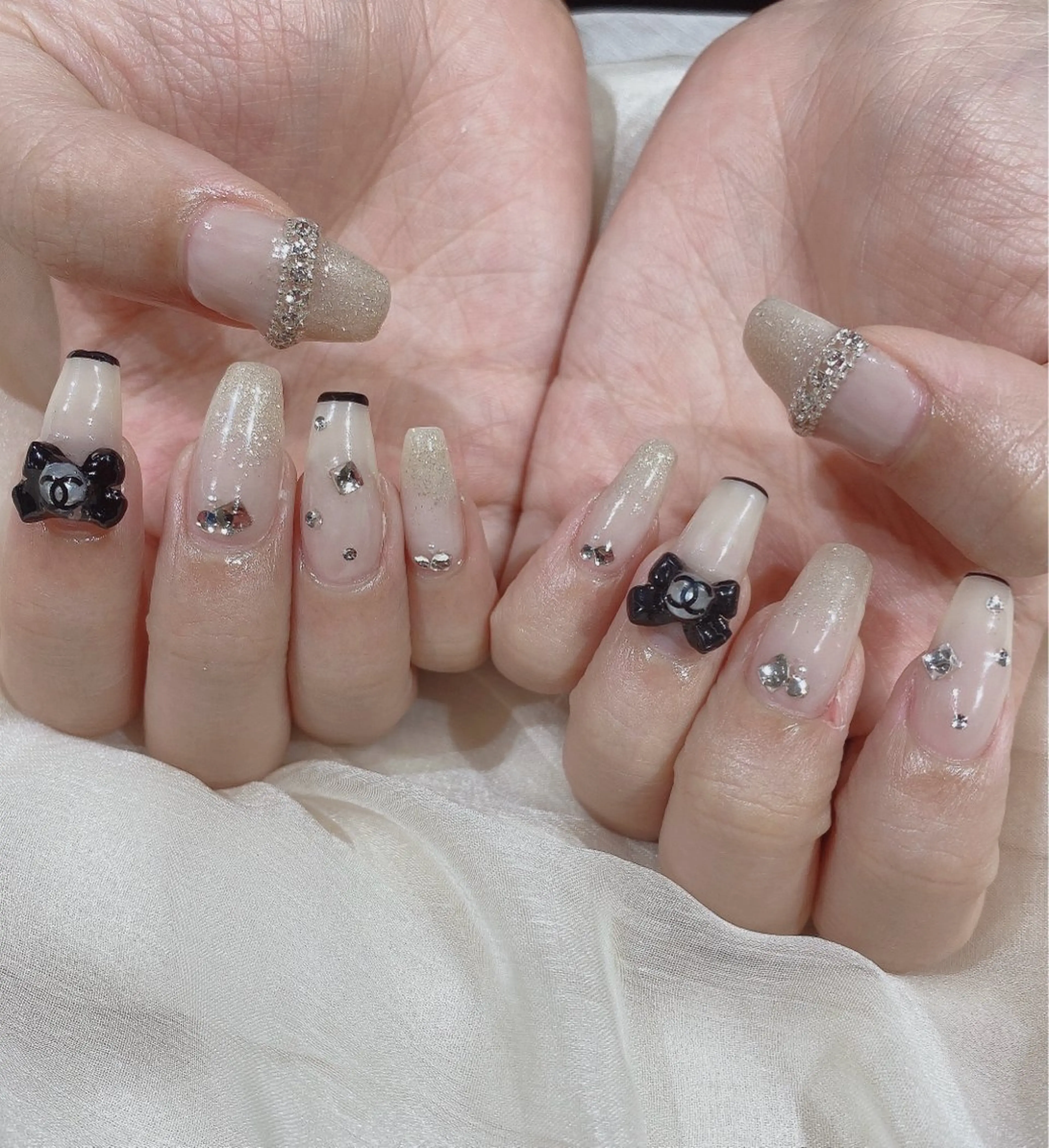 ミディアム ハンドネイル JNA認定講師🌸 RIEのネイルデザイン