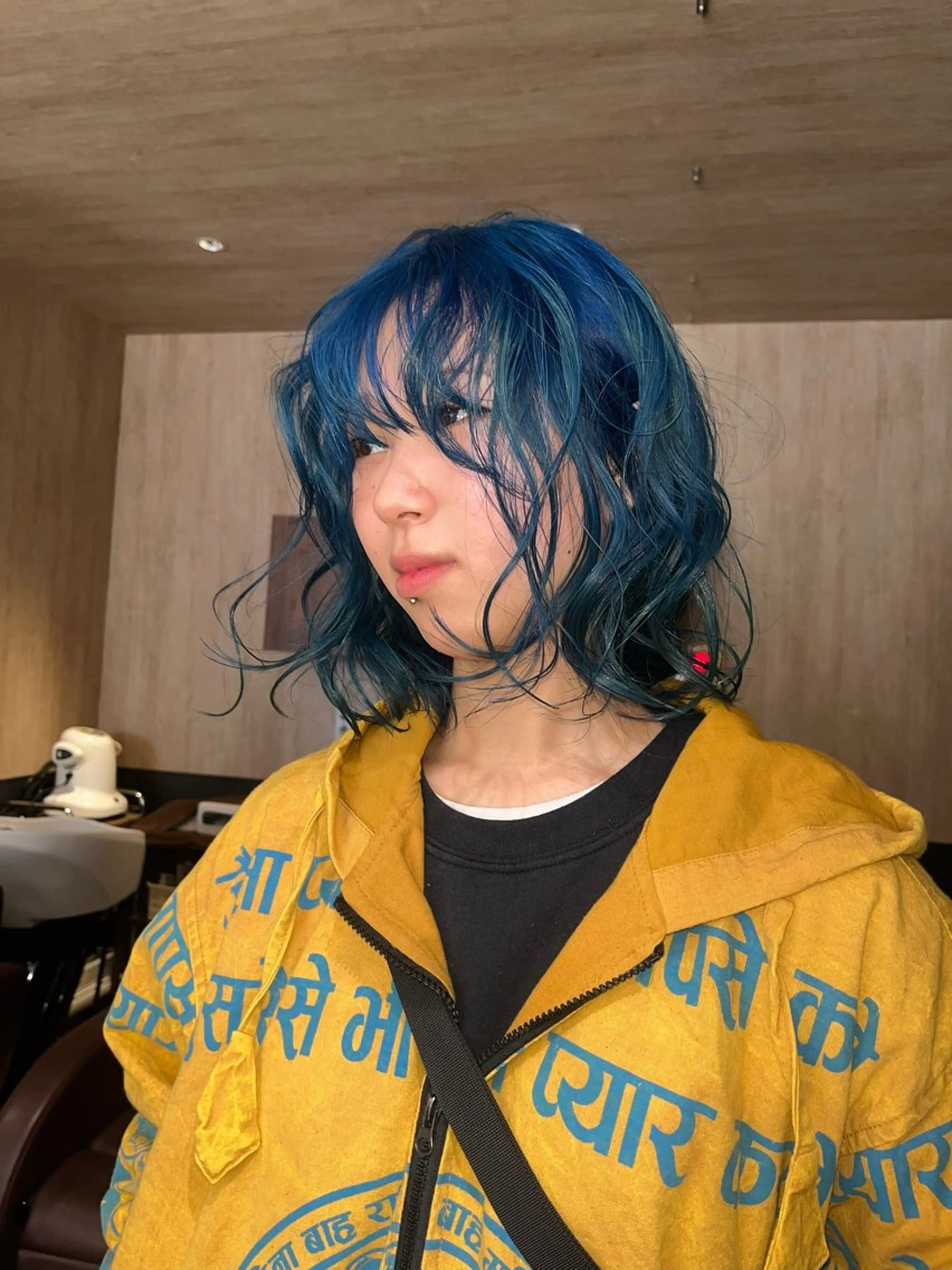 ショート カラー ブリーチ ケアブリーチ ハイトーンカラー 産休中です 艶カラー♡オカのヘアスタイル