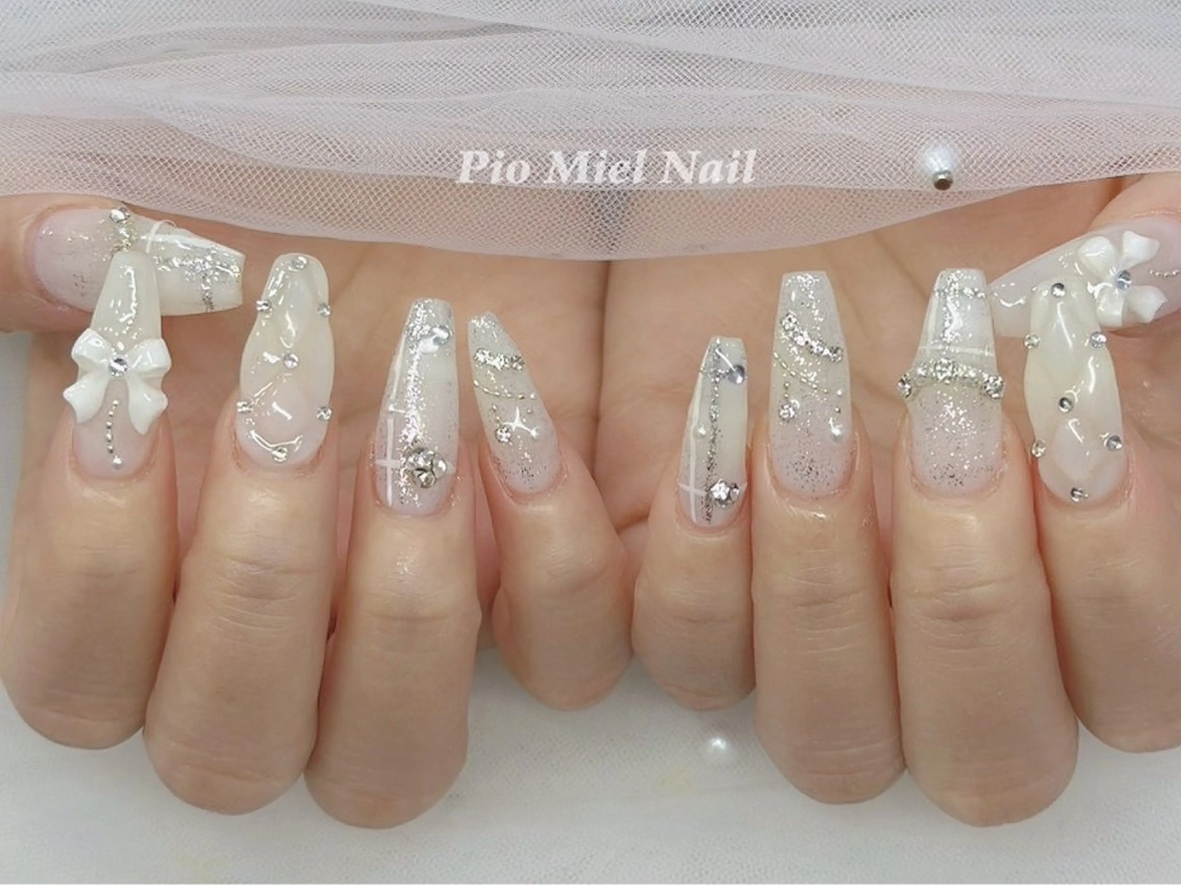ネイル フレンチネイル 韓国ネイル マグネットネイル ニュアンスネイル ワンカラーネイル ハンドネイル Pio Mielのネイルデザイン