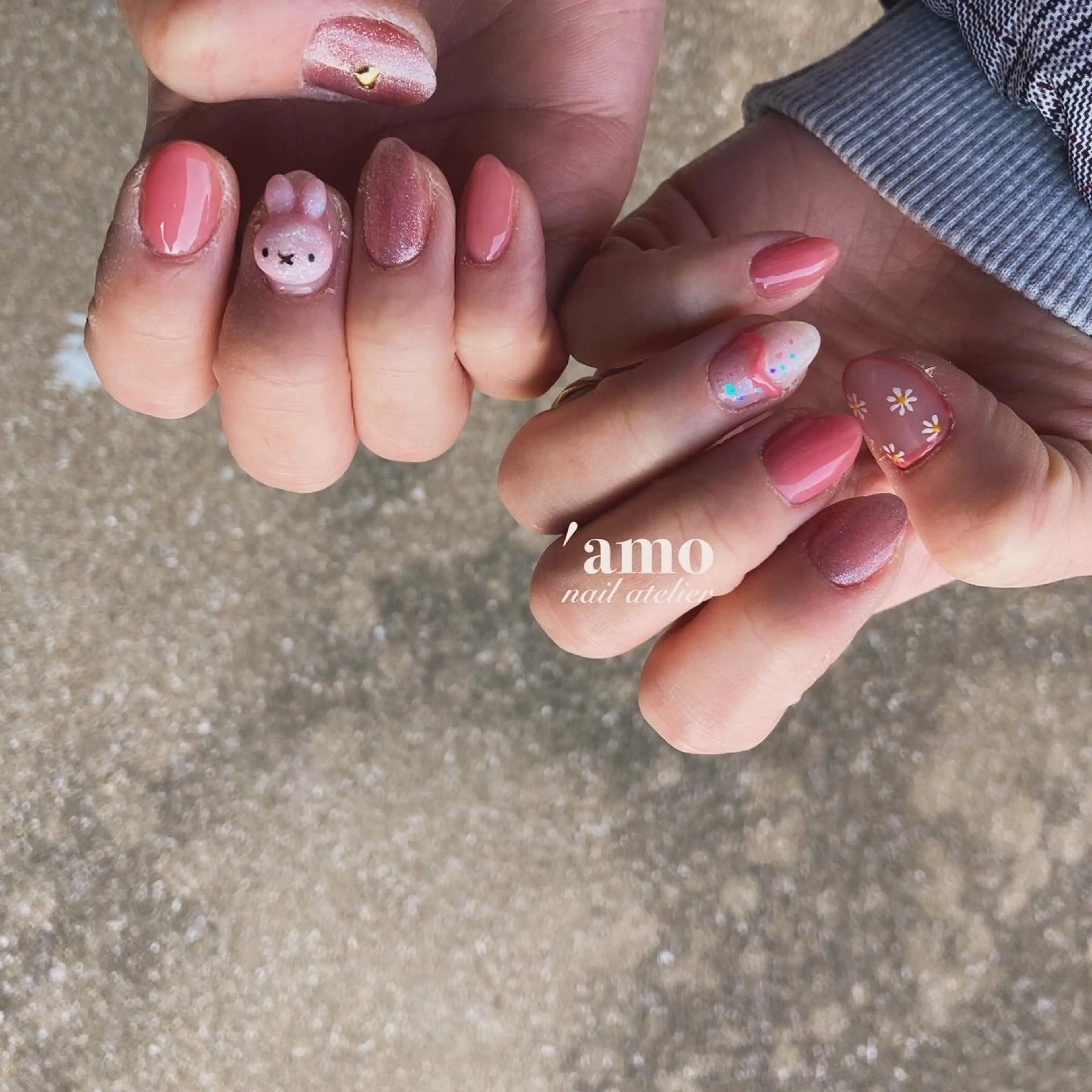 ネイル フットネイル ジェルネイル ニュアンスネイル パラジェル 'amo nail atelierのネイルデザイン