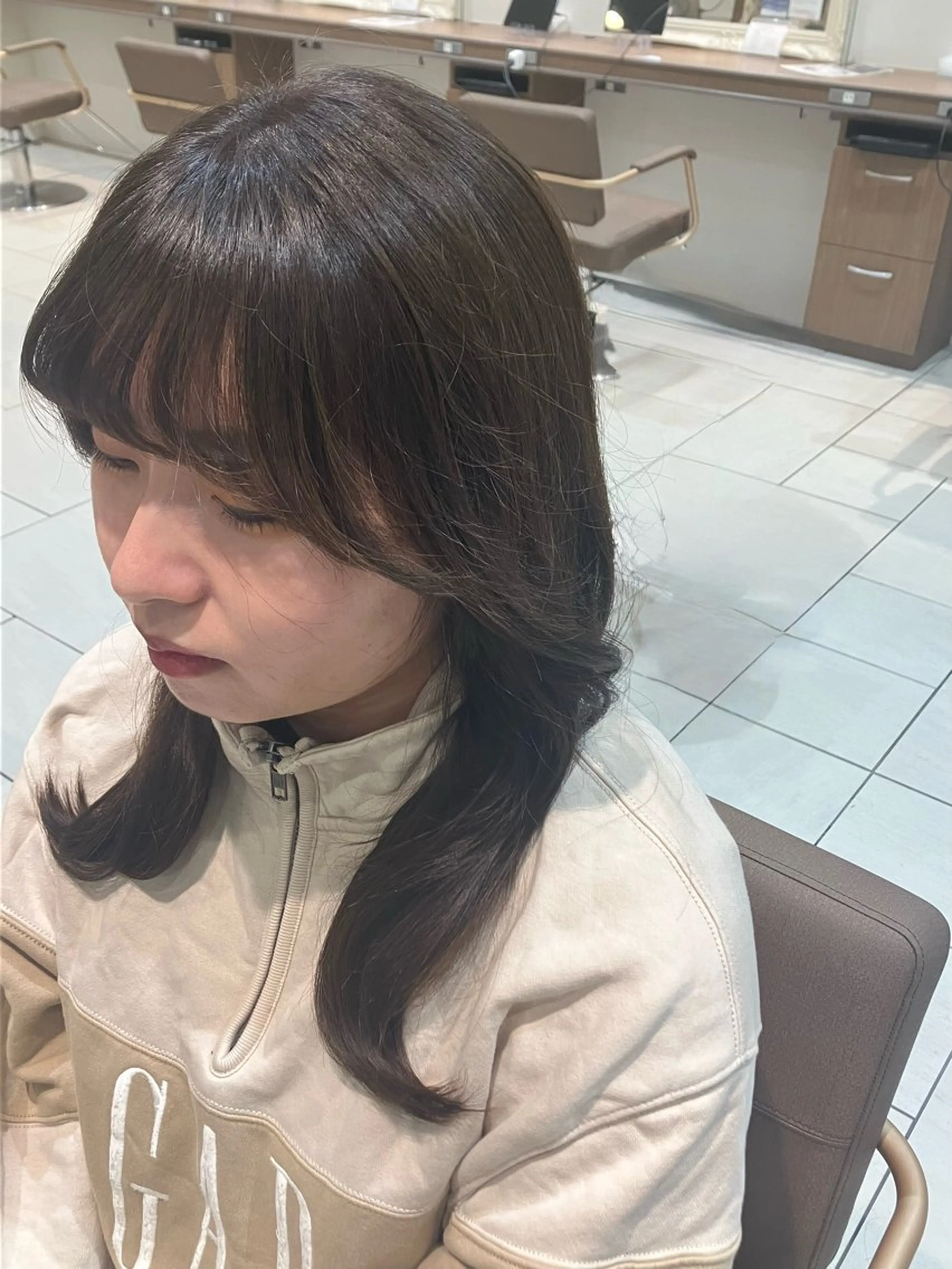 ロング カラー 韓国風ヘア ヘアカラー 韓国風レイヤー& 透明感カラー🎧のヘアスタイル