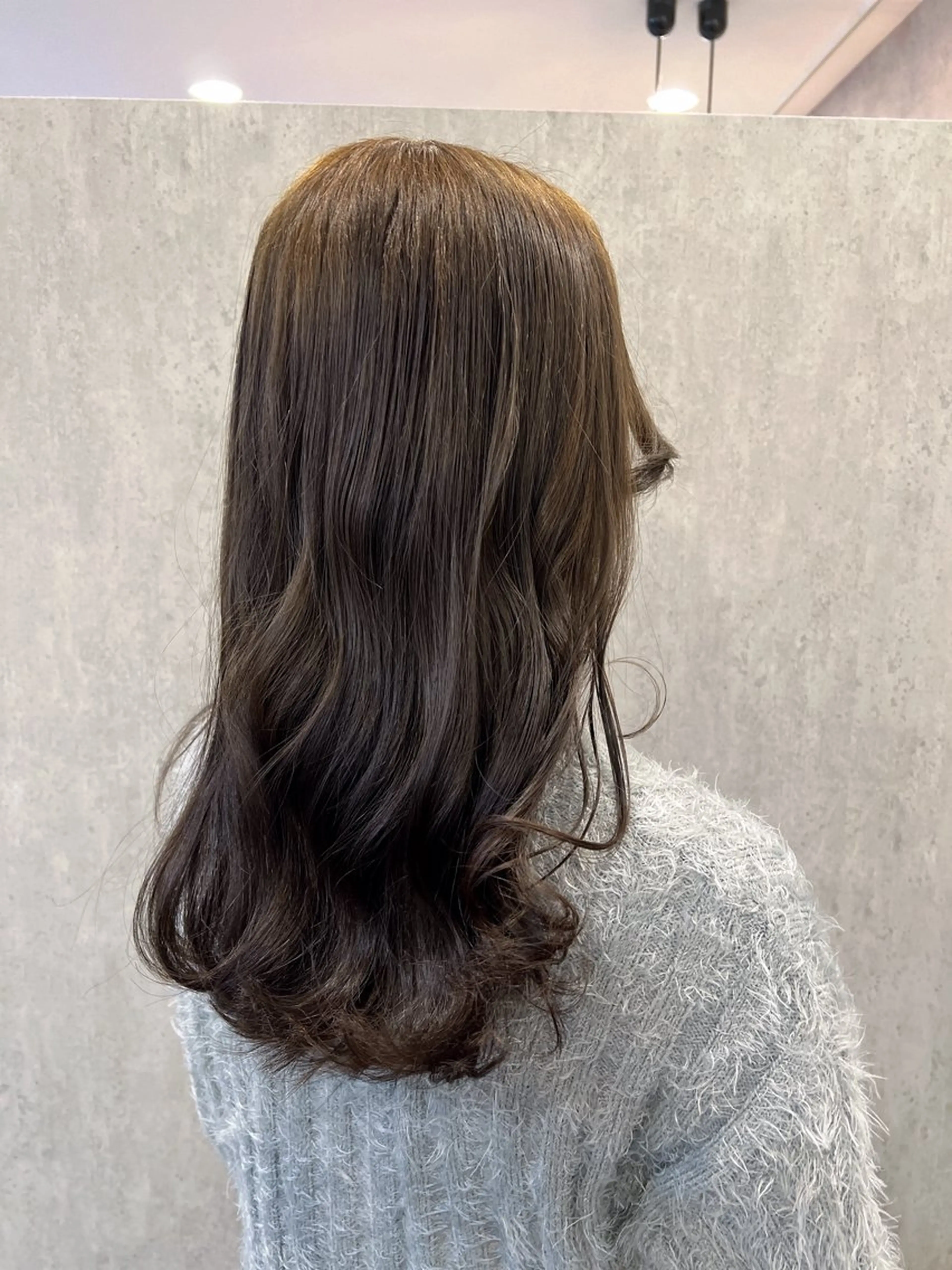ロング カラー ベージュカラー ブリーチ ブリーチなしカラー たんげ なるみ ┆Jr.スタイリストのヘアスタイル