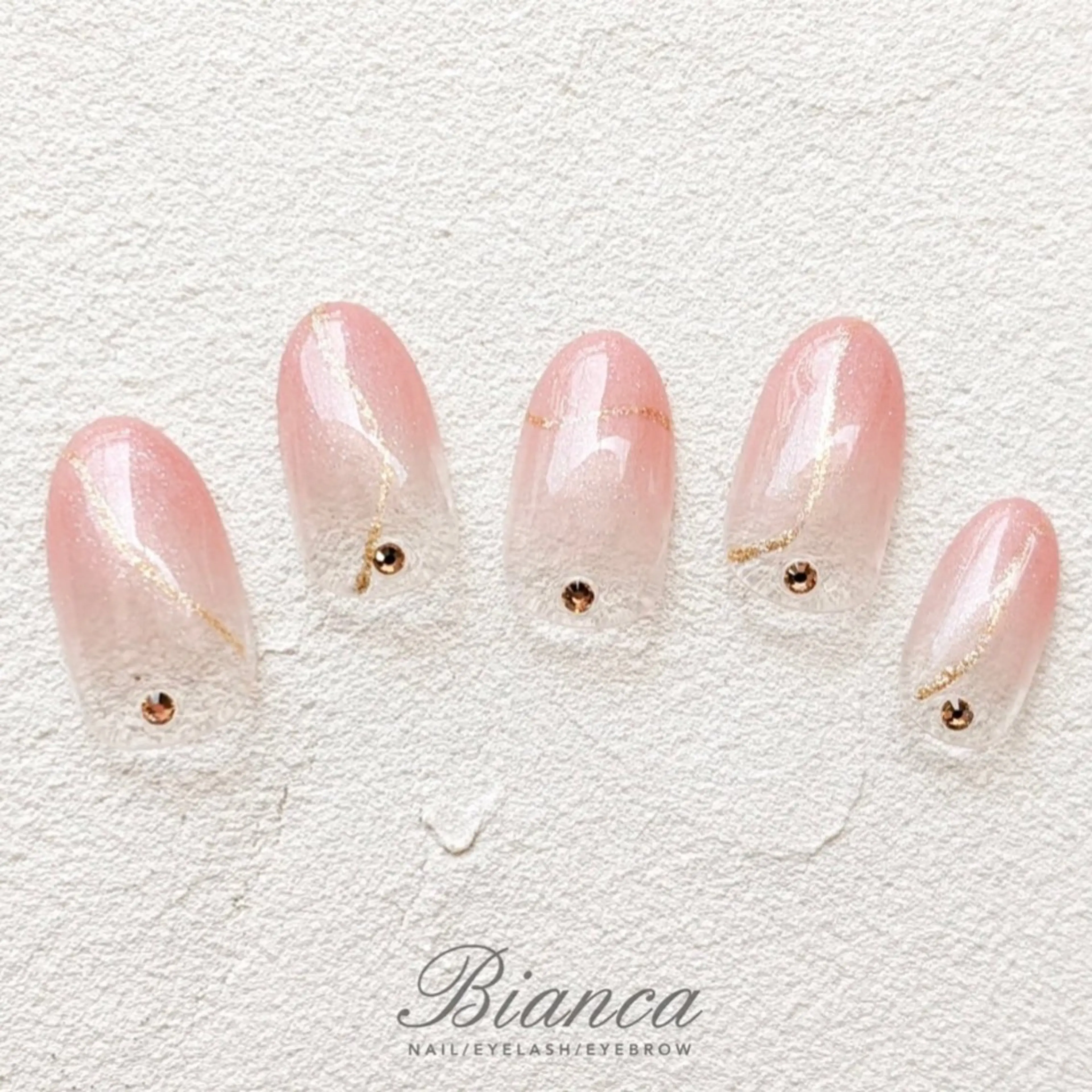 ネイル ハンドネイル Bianca 渡邉🫧のネイルデザイン