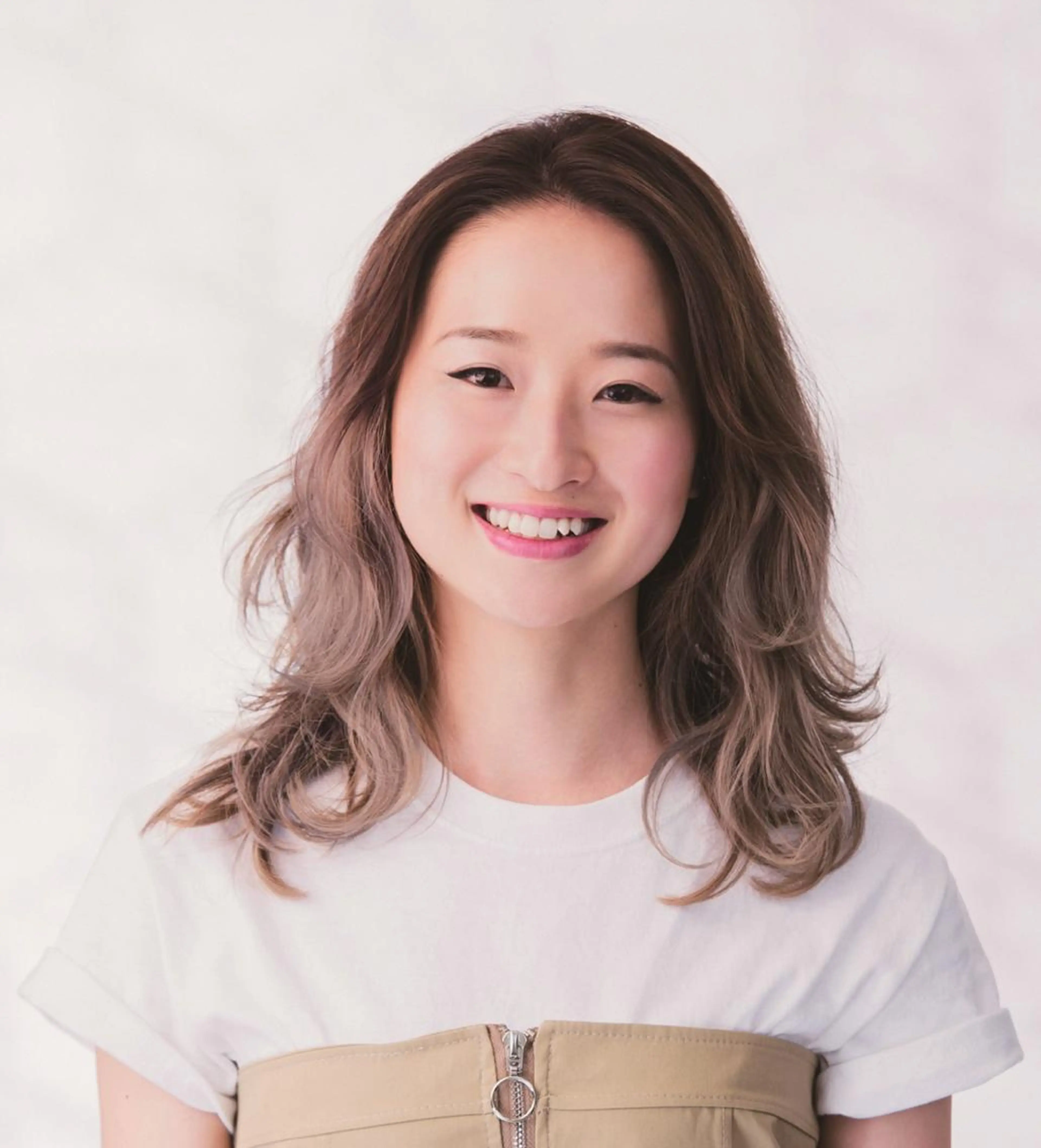 セミロング カラー 倉橋 俊輔のヘアスタイル