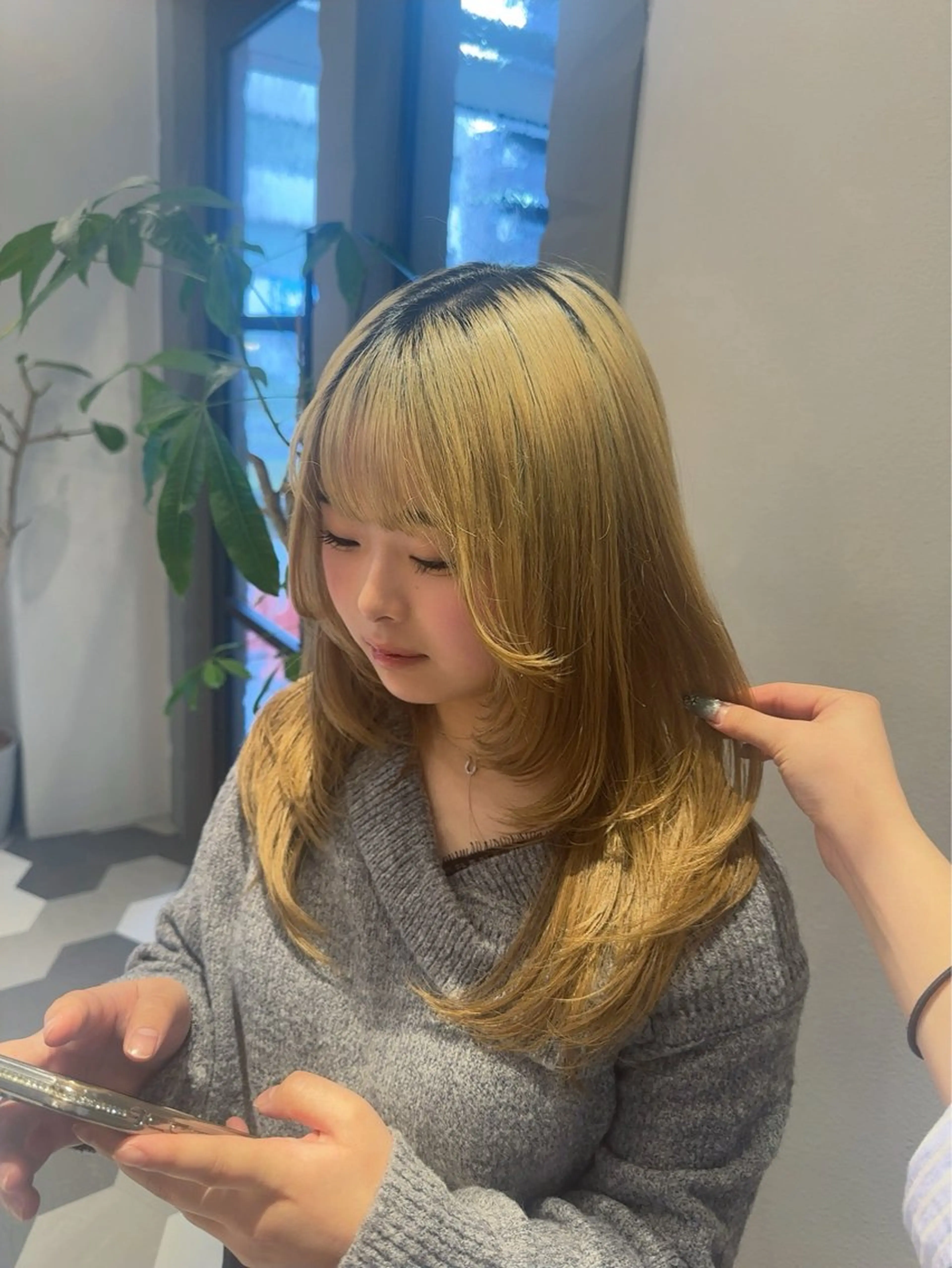 セミロング 透明感カラー/レイ ヤーカット/KaHoのヘアスタイル