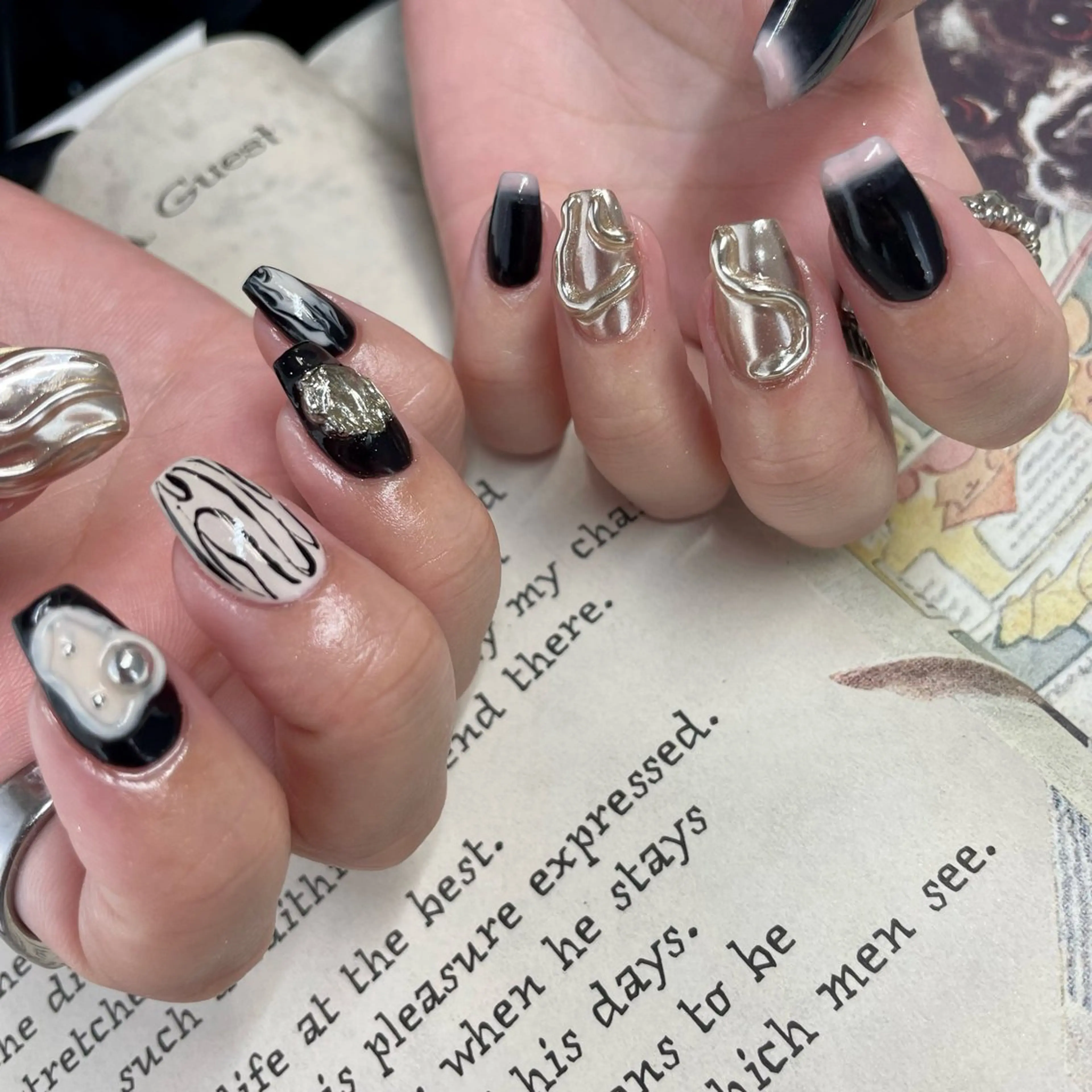 ネイル Lit🌙 Rikakoのネイルデザイン