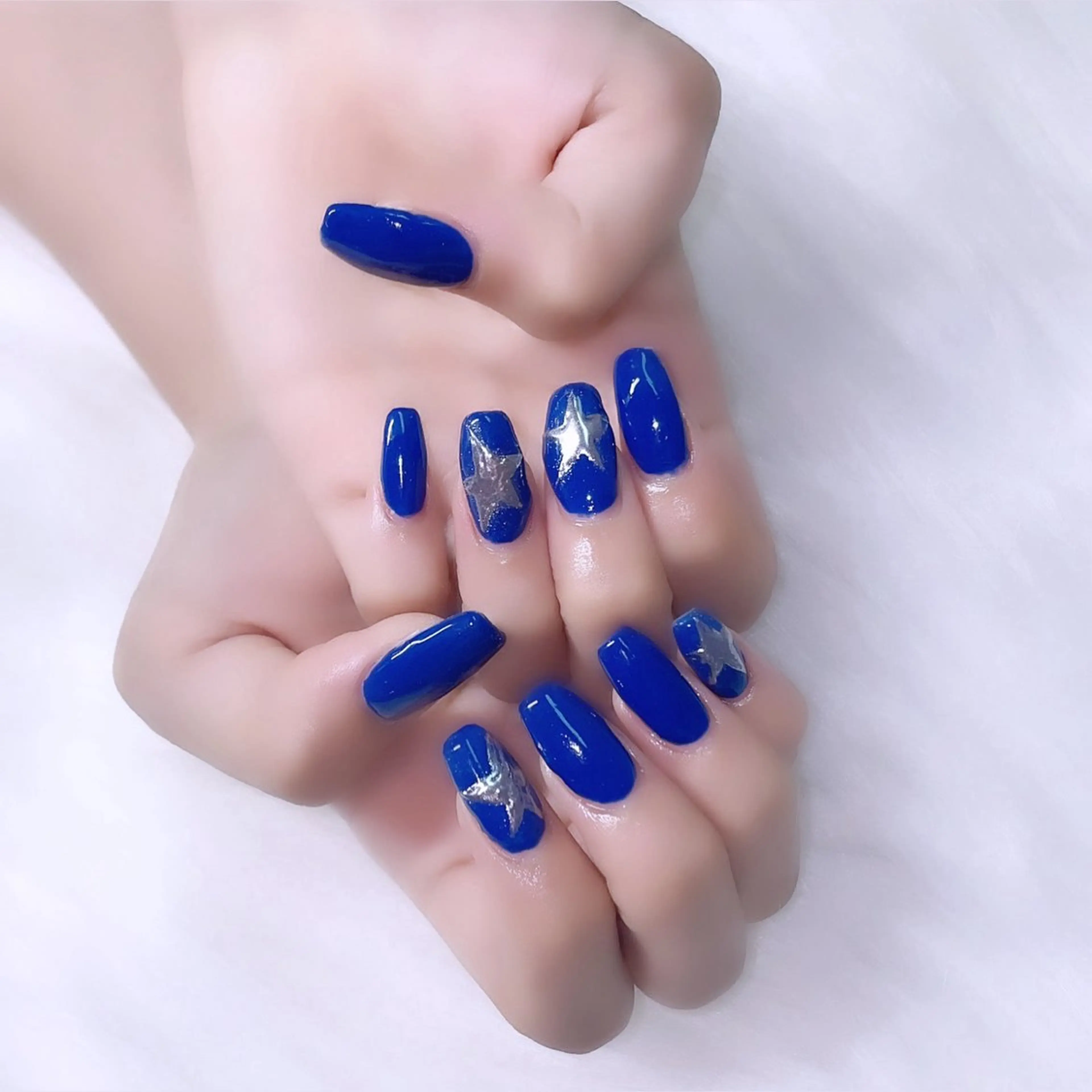 ネイル ハンドネイル chiyori🎀 韓国風まつげのマツエク・マツパデザイン
