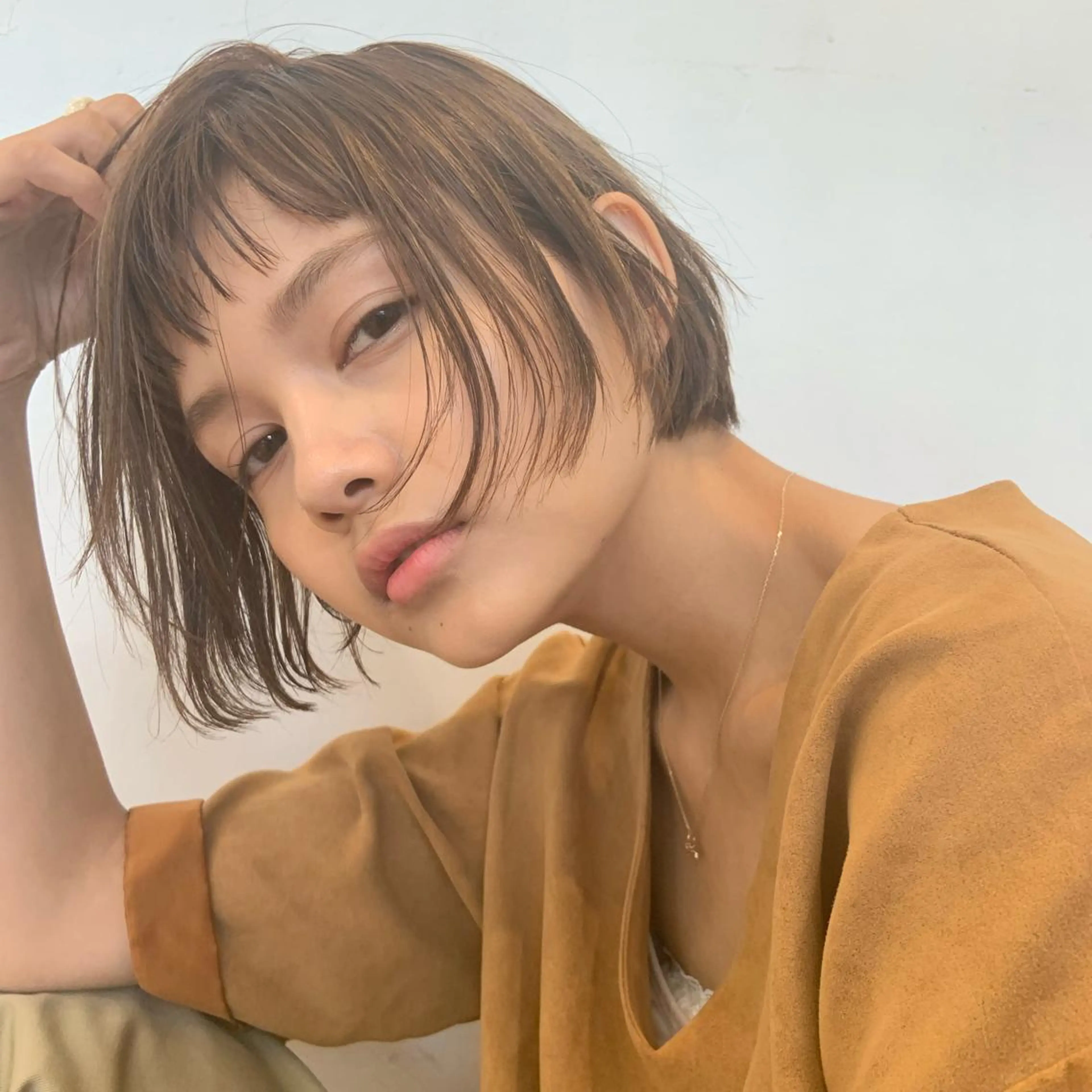 カラー ベージュカラー ブリーチ ブリーチなしカラー タンバルモリパーマ 礒井メンキのヘアスタイル